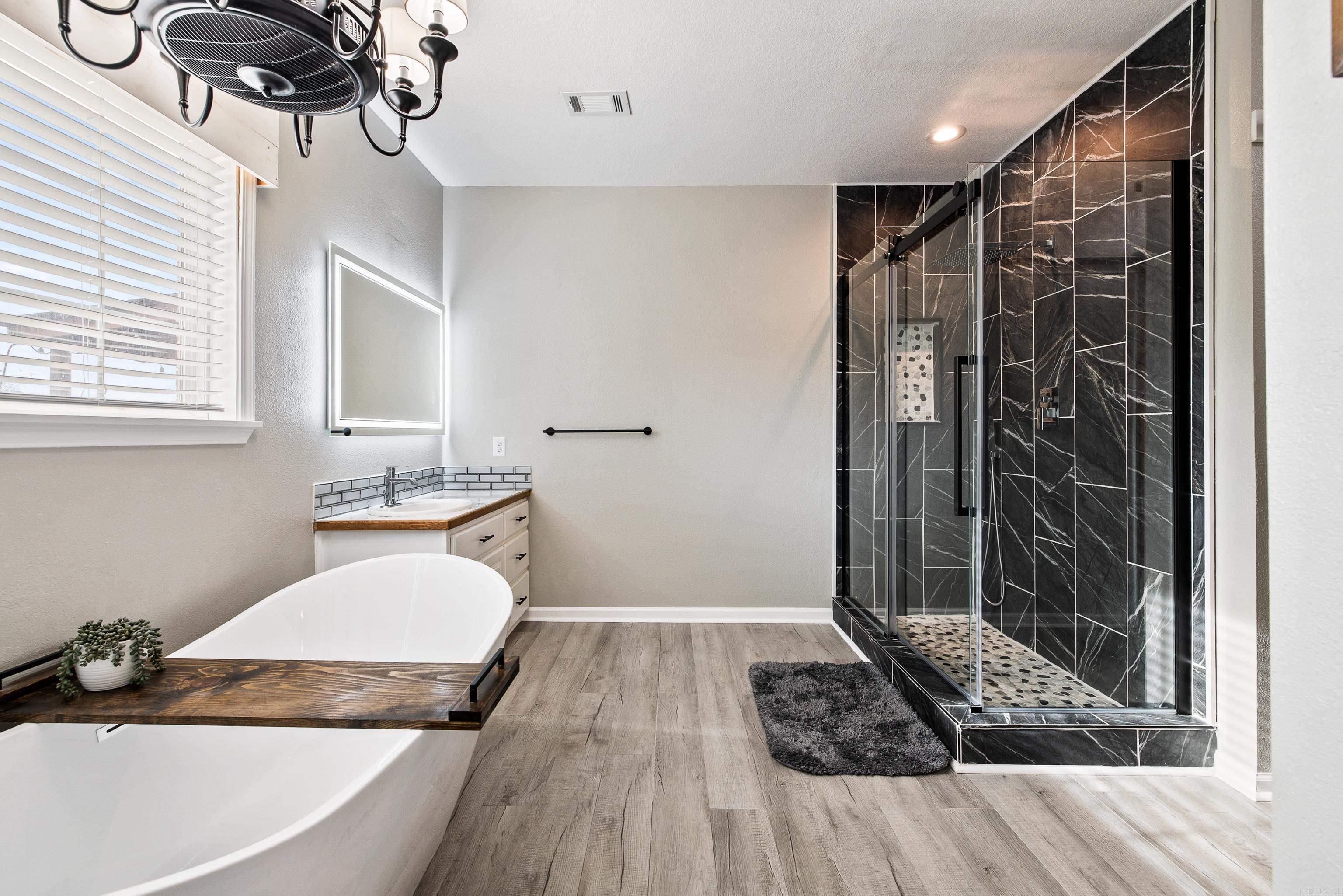 VILLAGE SOUTH - Residential