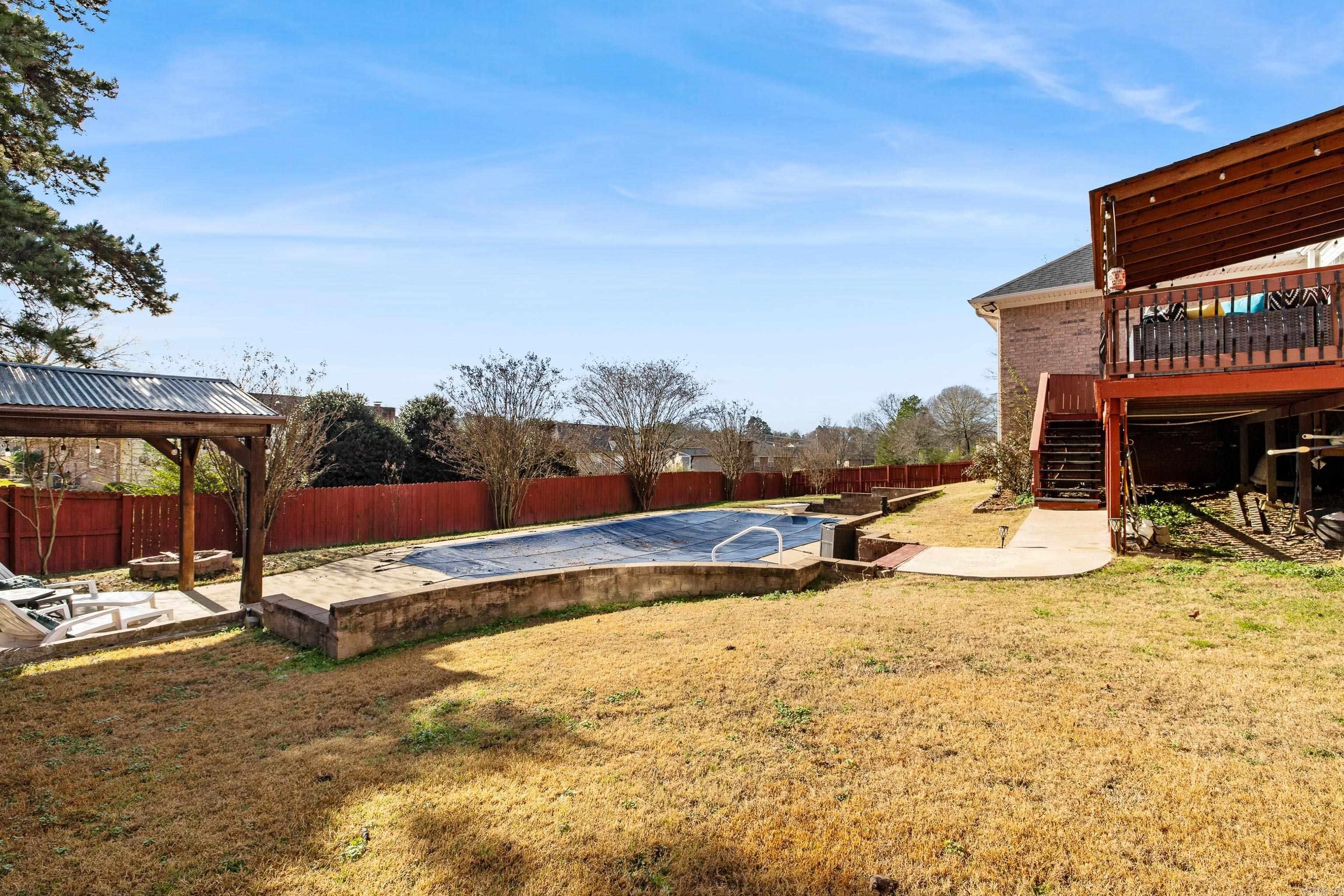 VILLAGE SOUTH - Residential