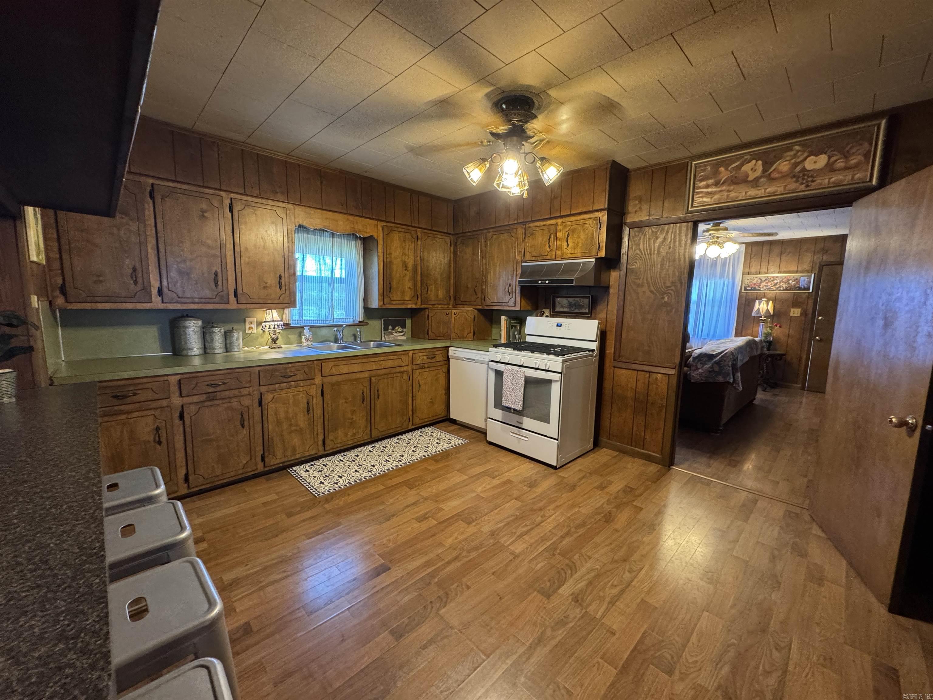 BAKER HILL ADDITION - Residential