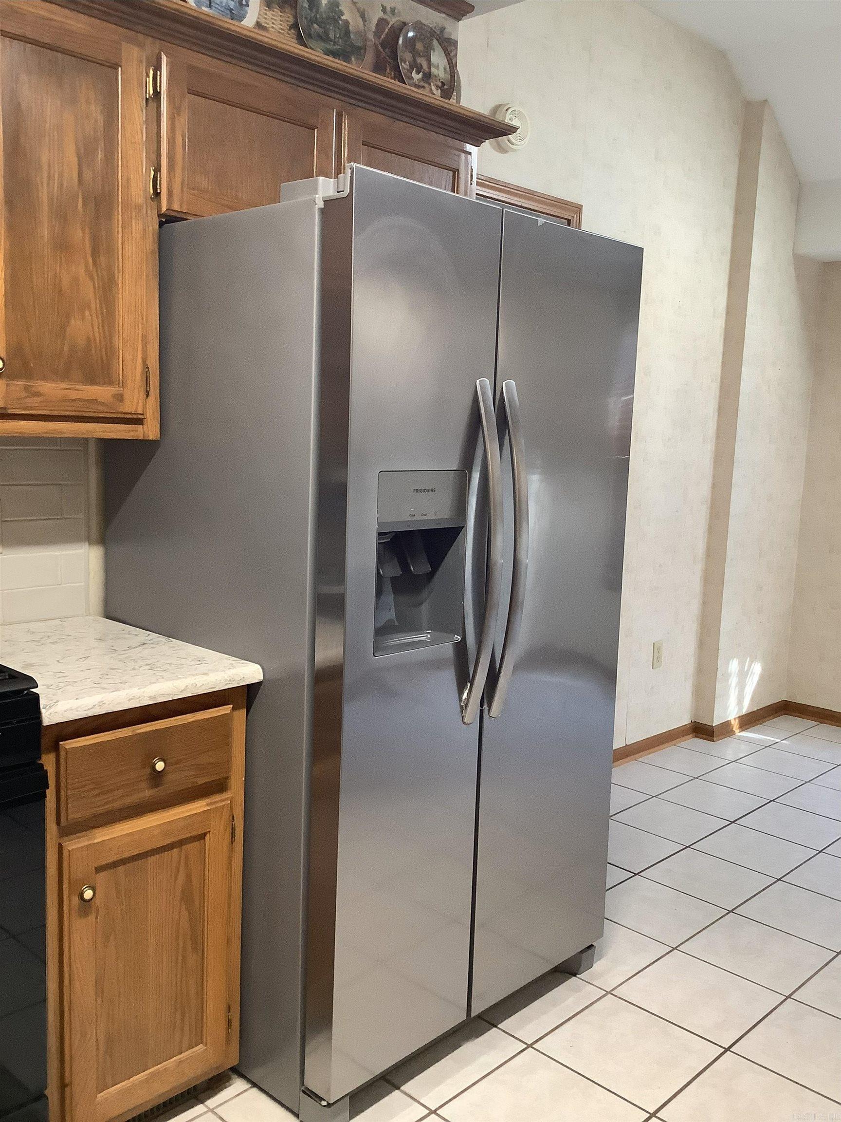 RIVER OAKS - Residential