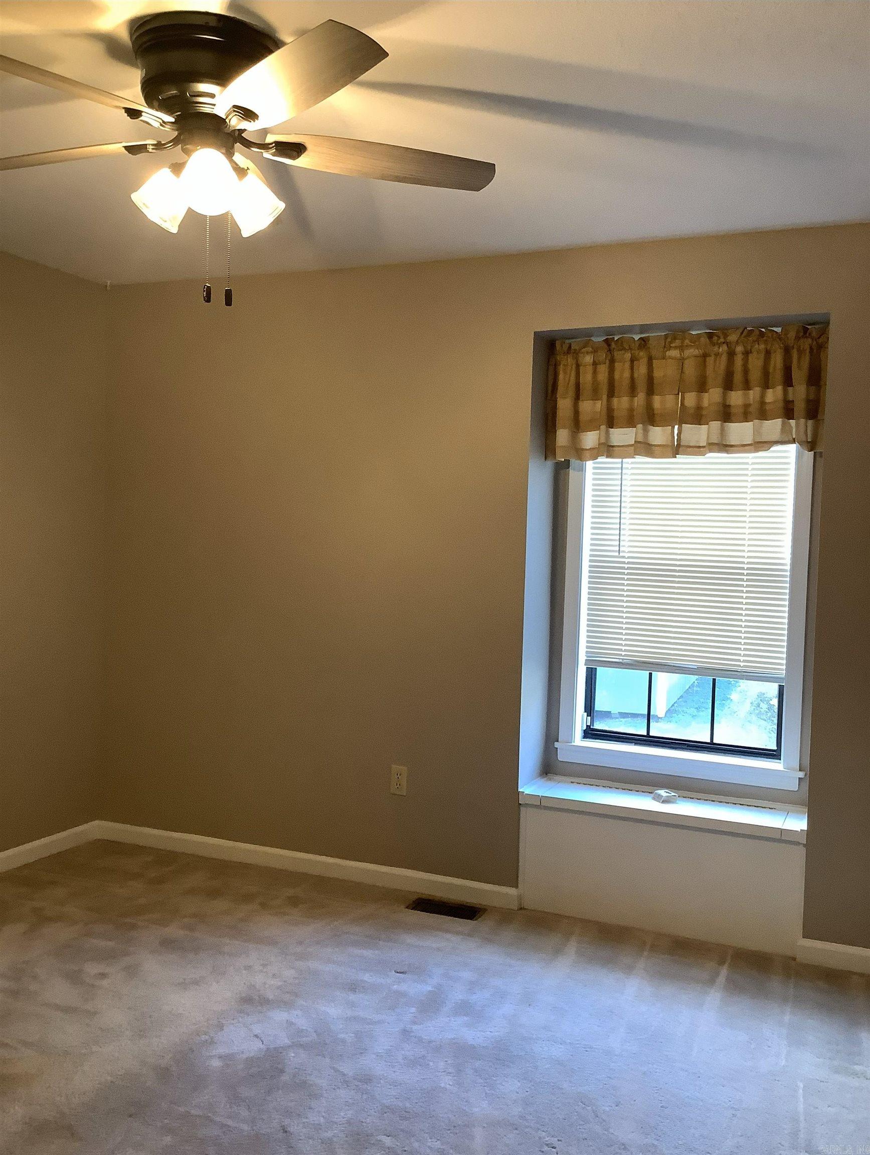 RIVER OAKS - Residential