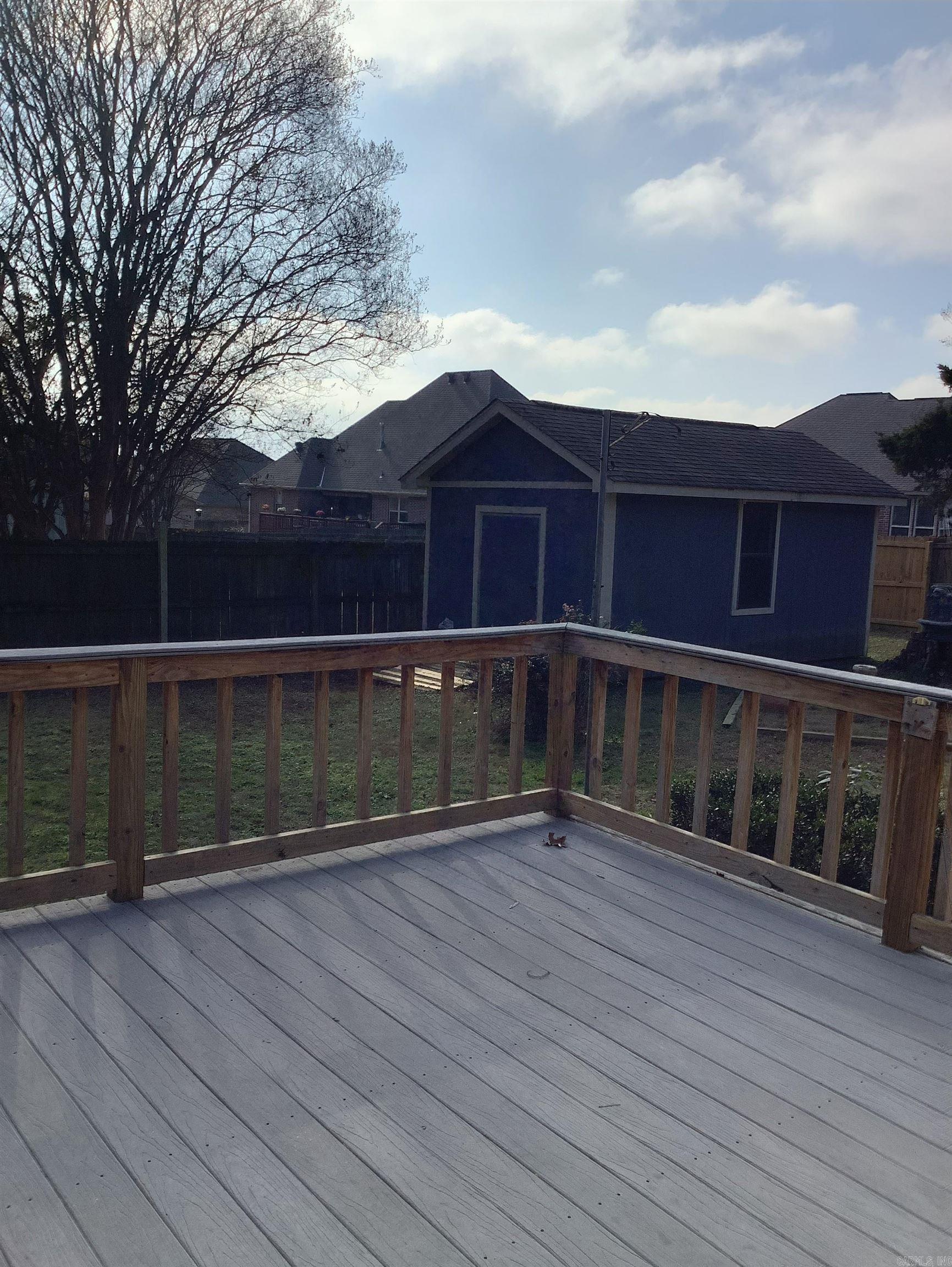 RIVER OAKS - Residential