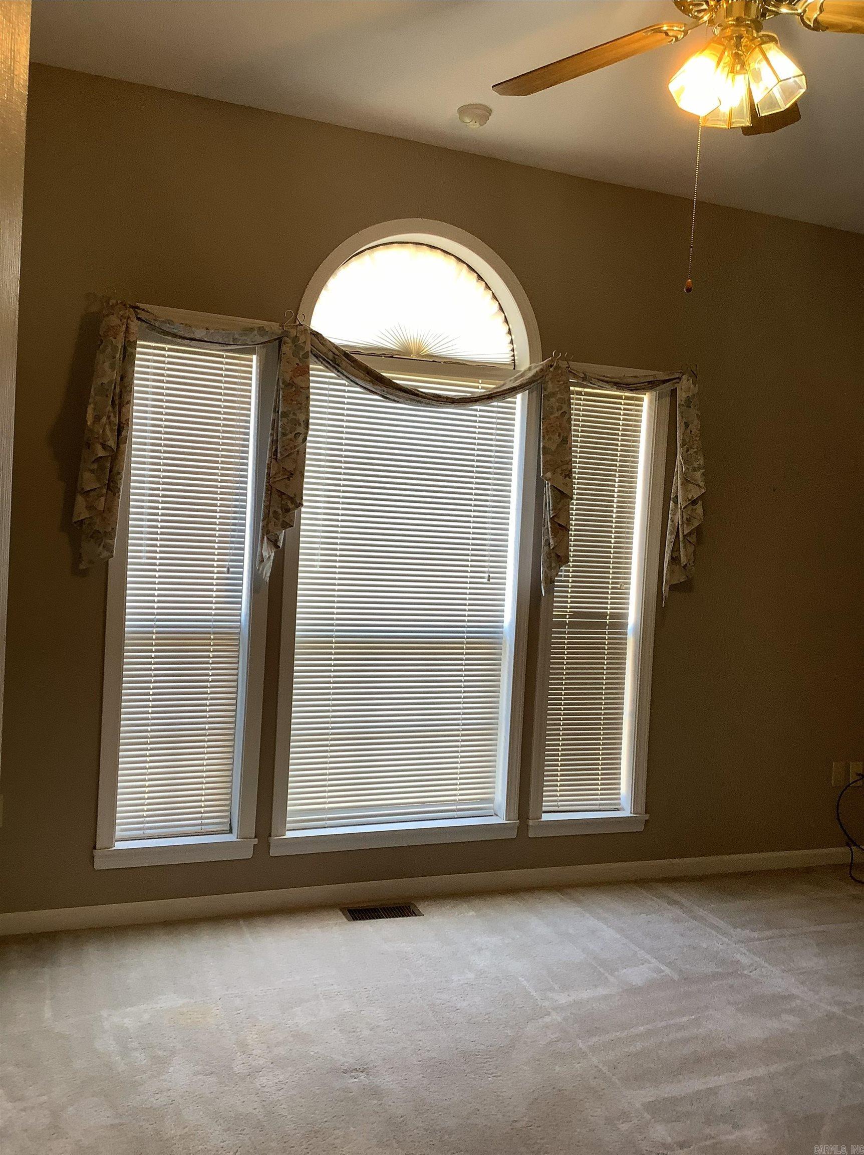 RIVER OAKS - Residential