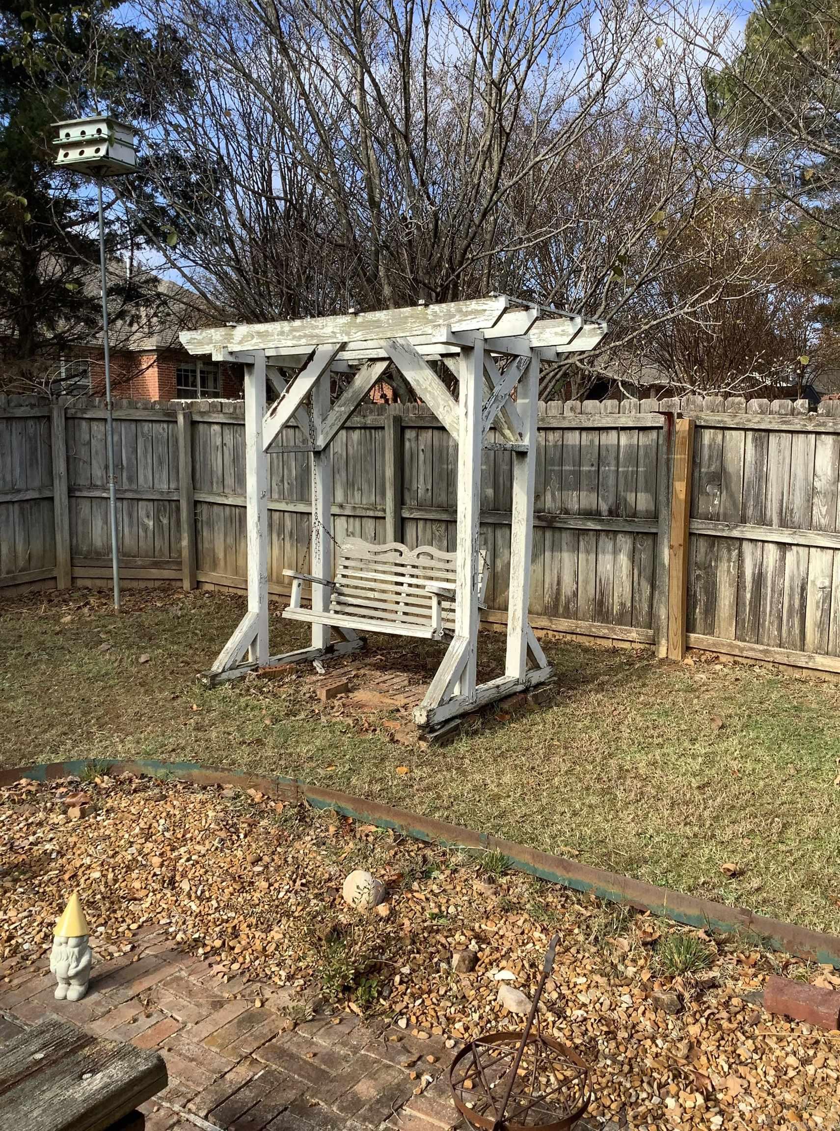 RIVER OAKS - Residential