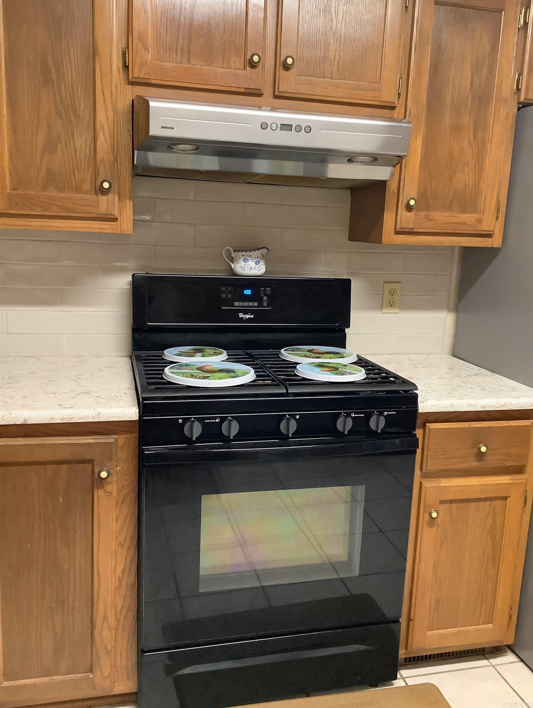 RIVER OAKS - Residential