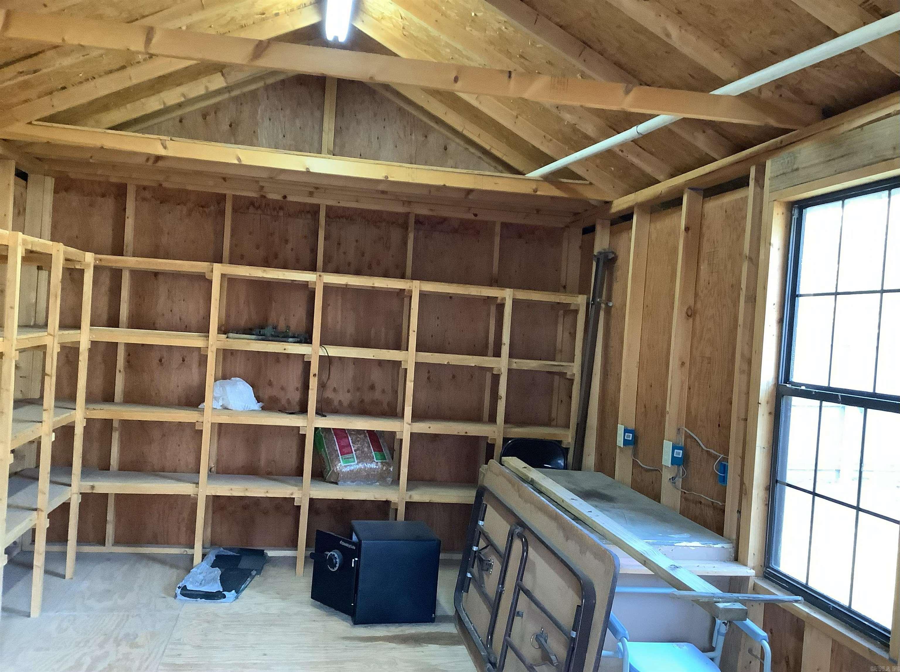 RIVER OAKS - Residential