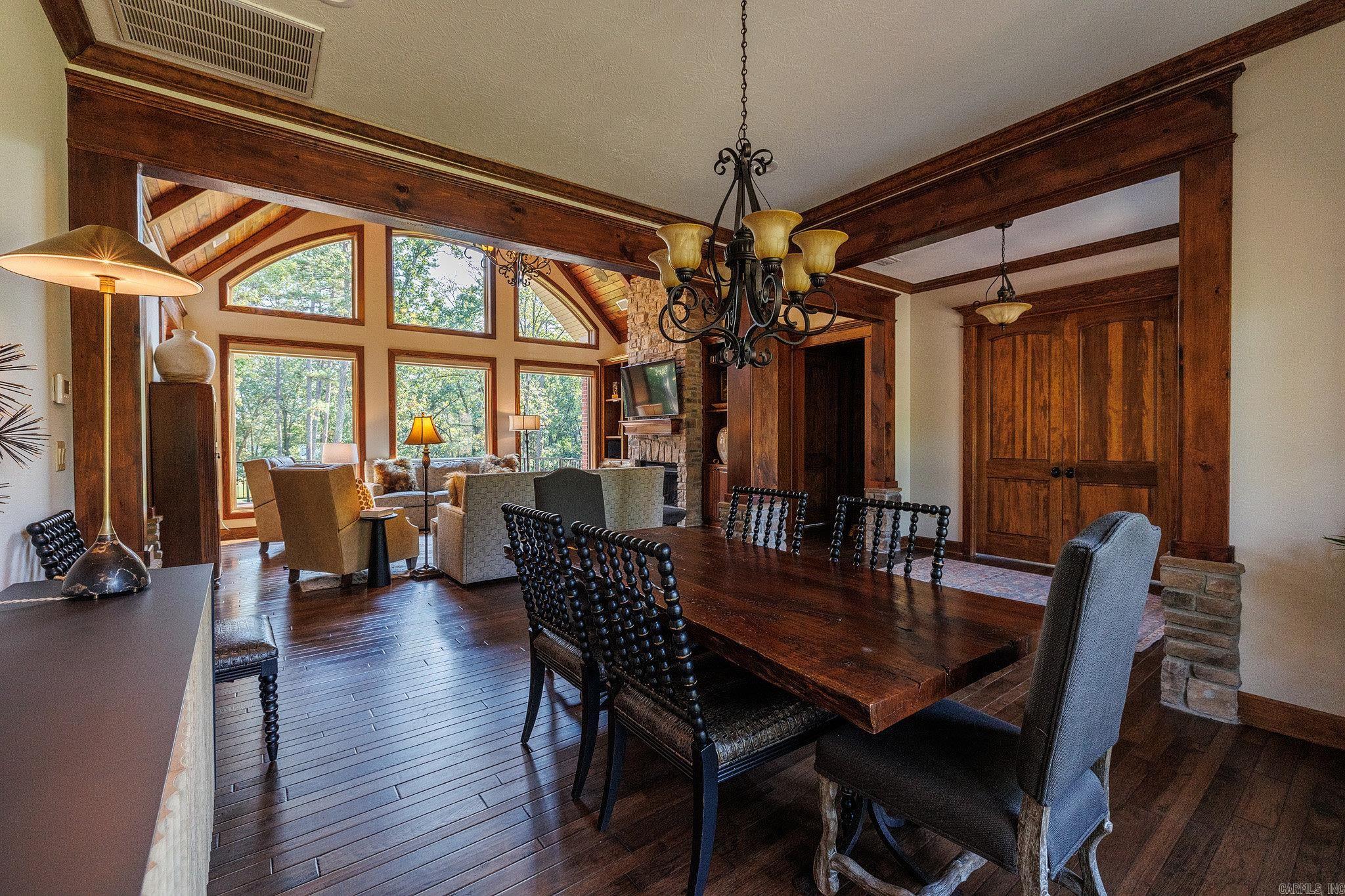 Mountain Ridge - Residential