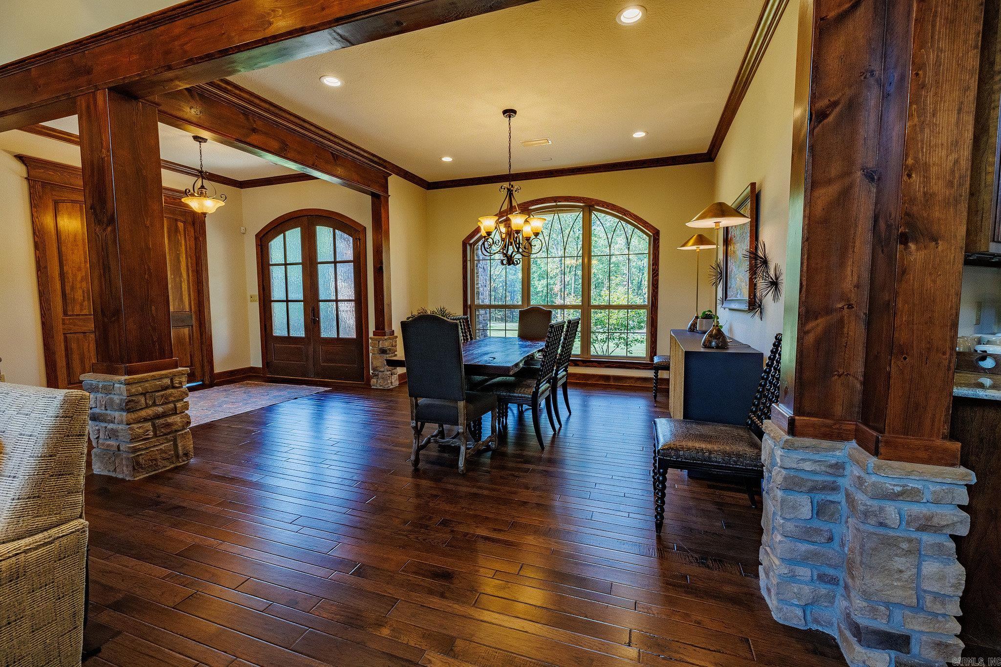 Mountain Ridge - Residential