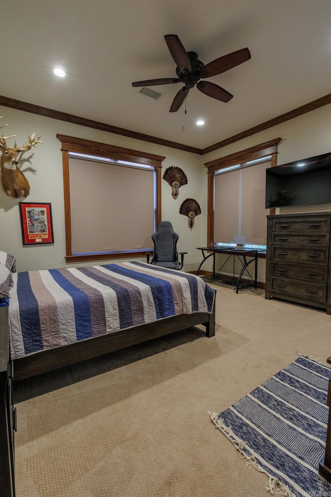 Mountain Ridge - Residential