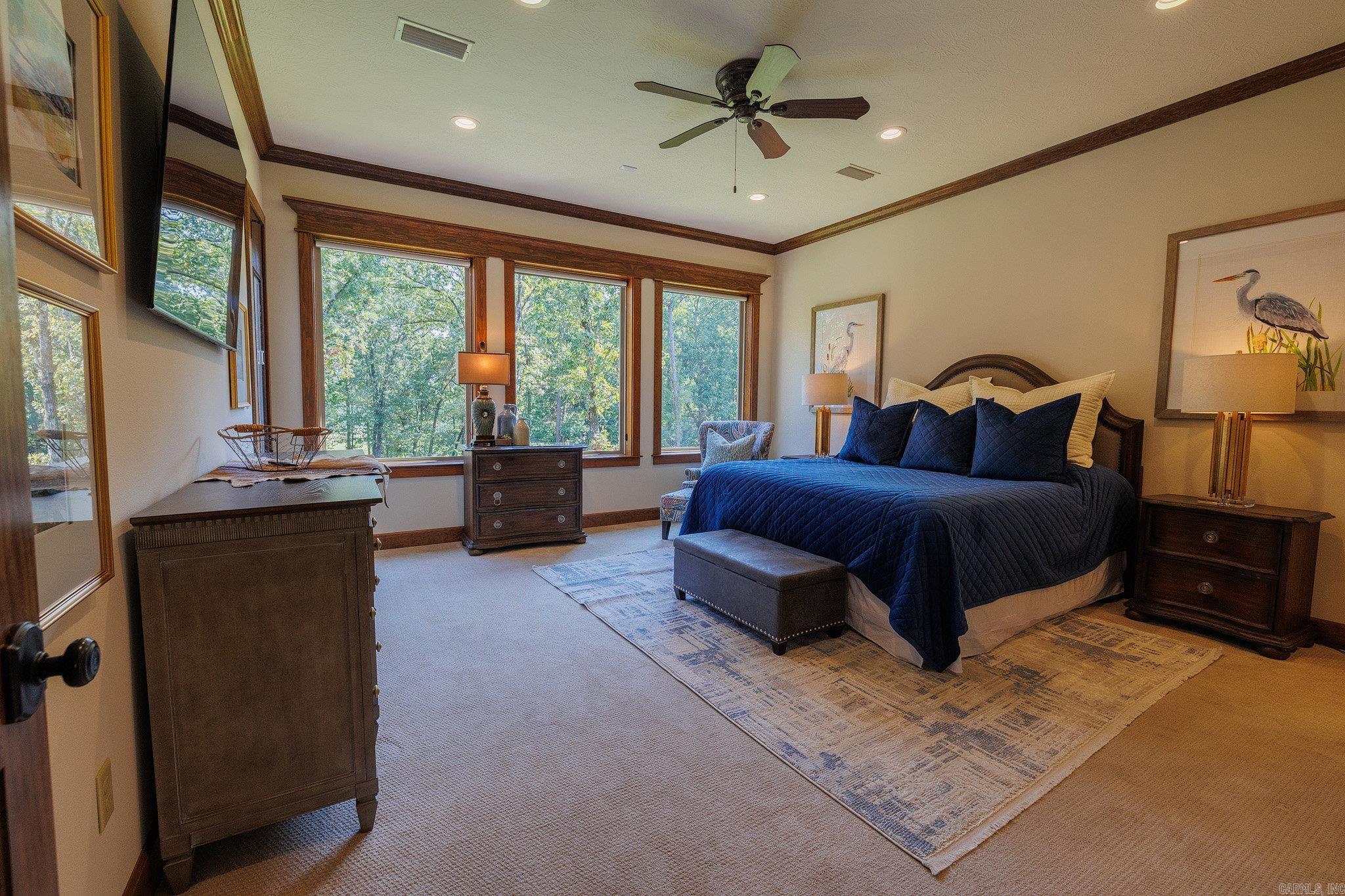 Mountain Ridge - Residential