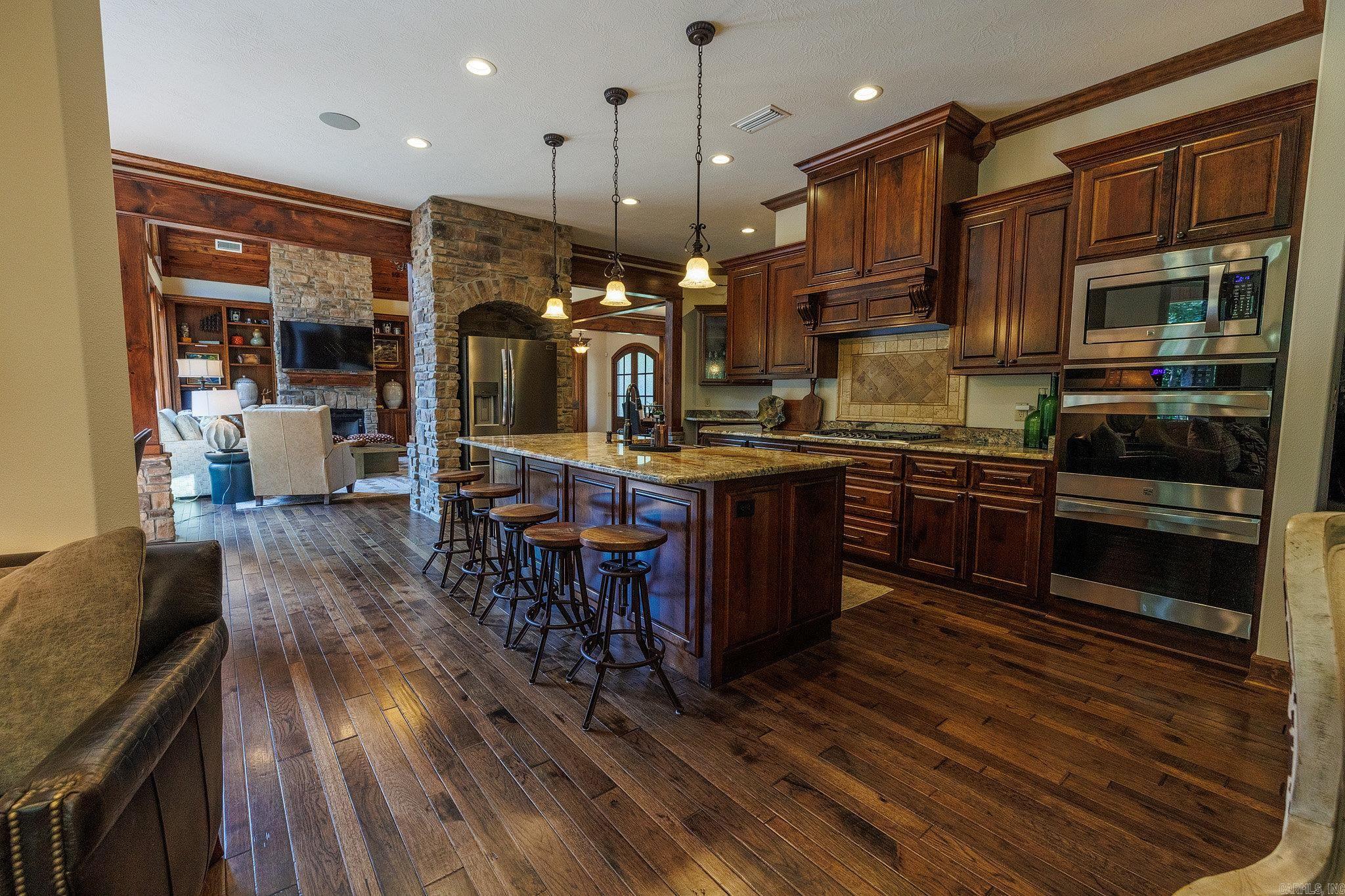 Mountain Ridge - Residential