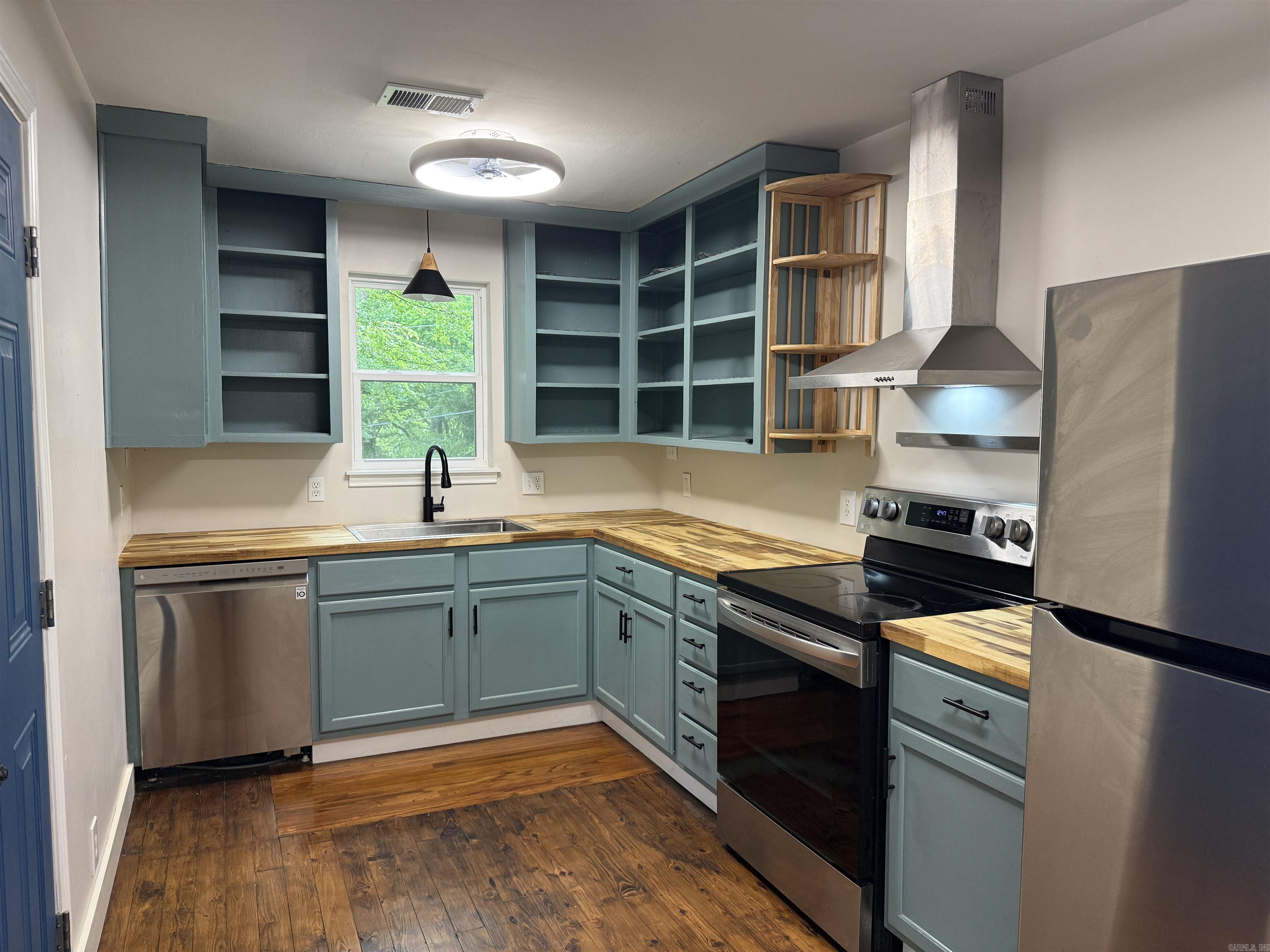 Robinson JC - Residential