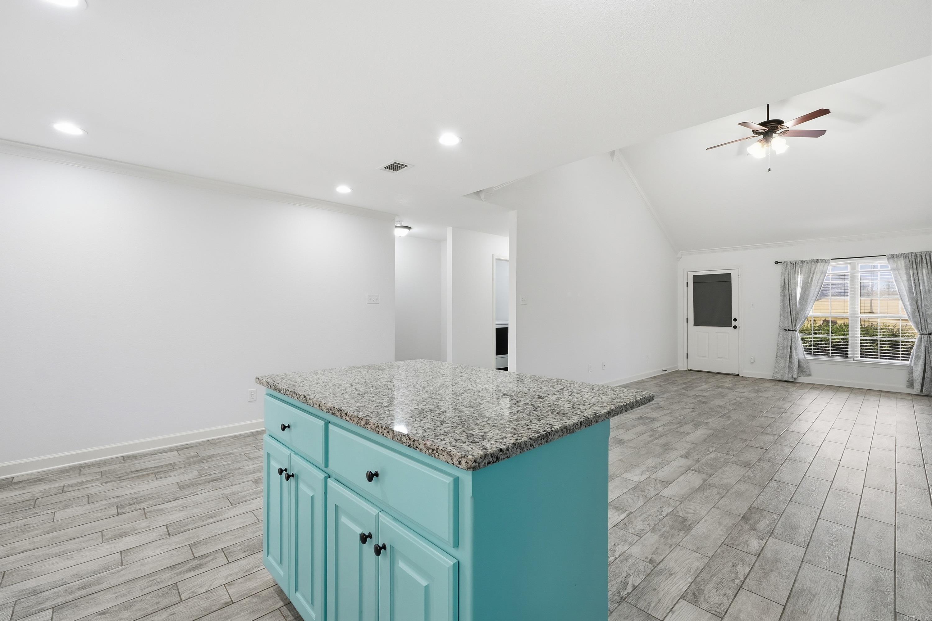 BOBWHITE - Residential