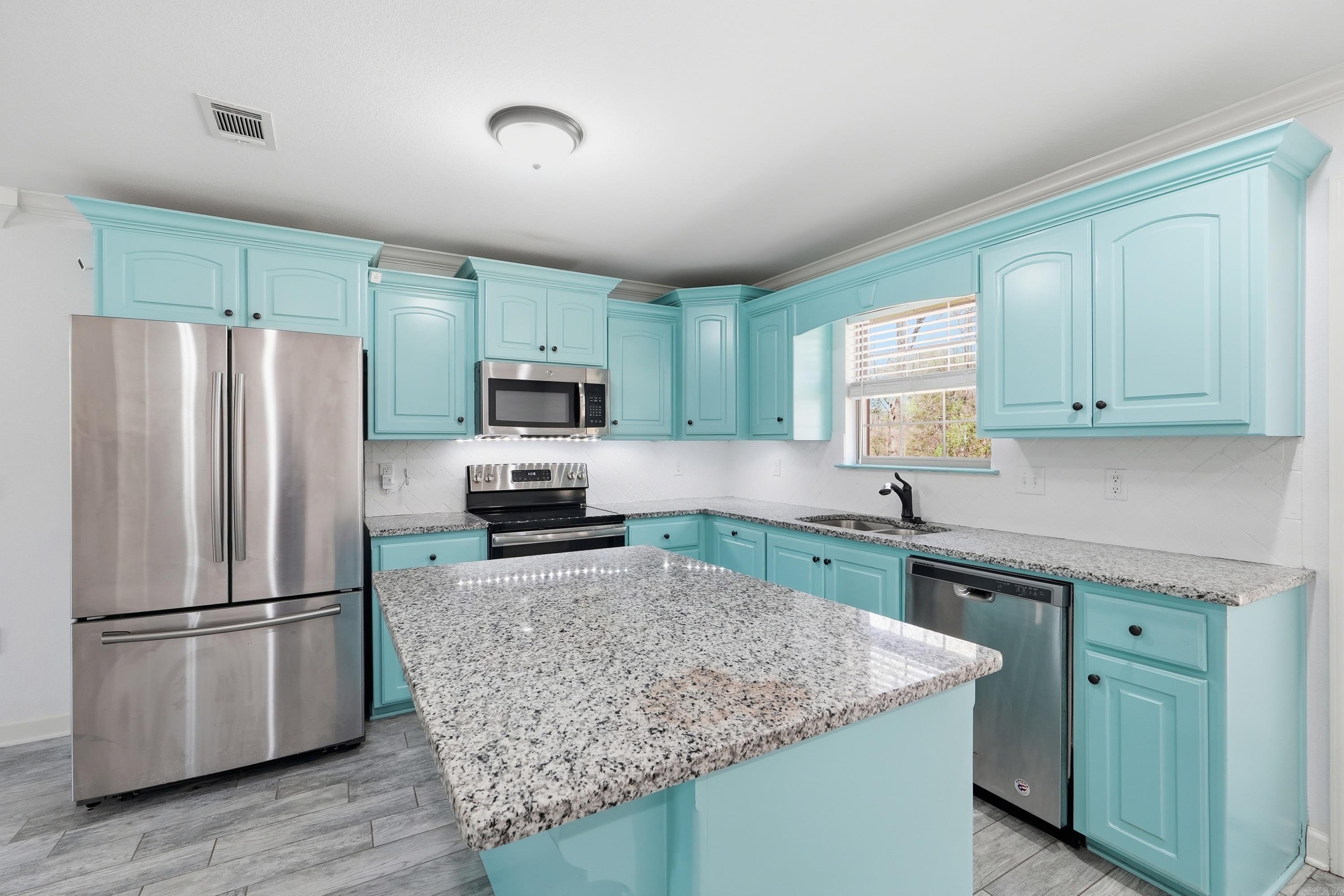 BOBWHITE - Residential