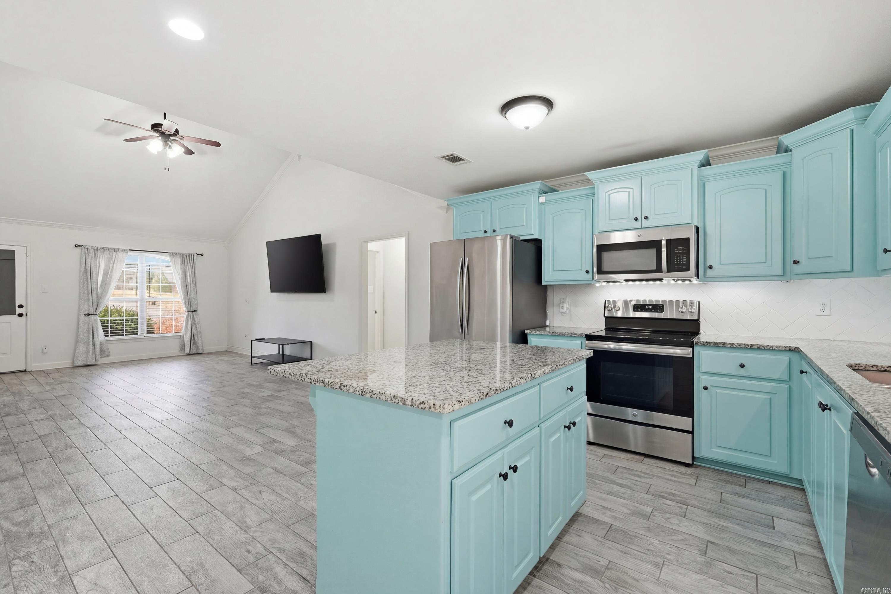 BOBWHITE - Residential