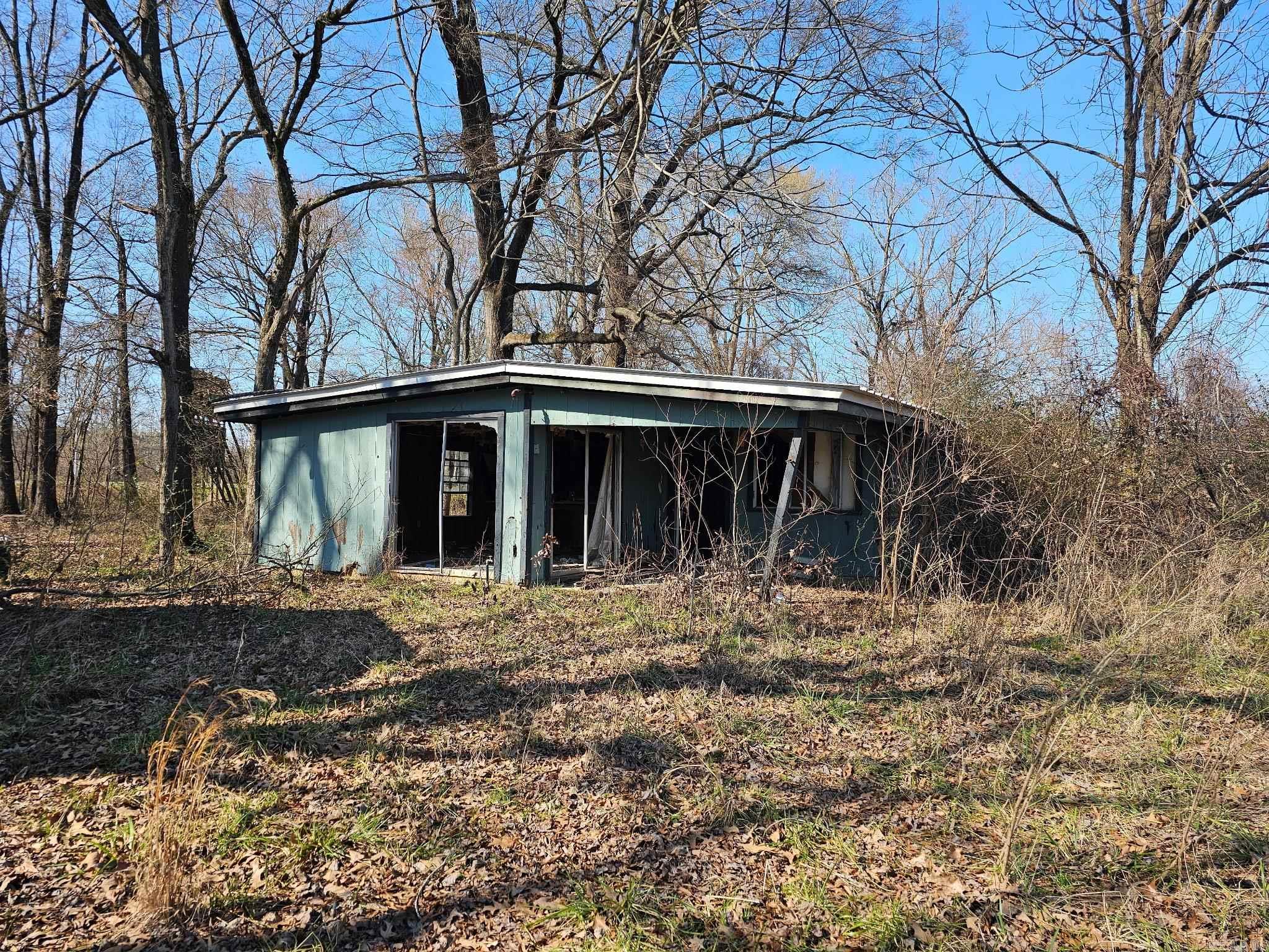 Metes & Bounds - Land