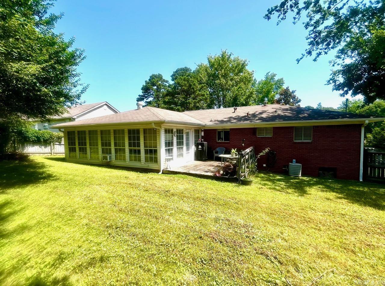 SHADY BROOK - Residential