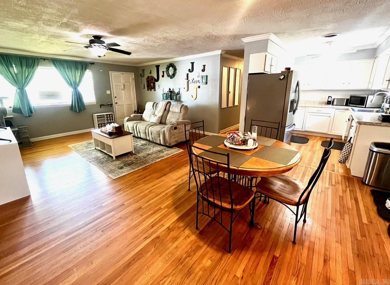 SHADY BROOK - Residential