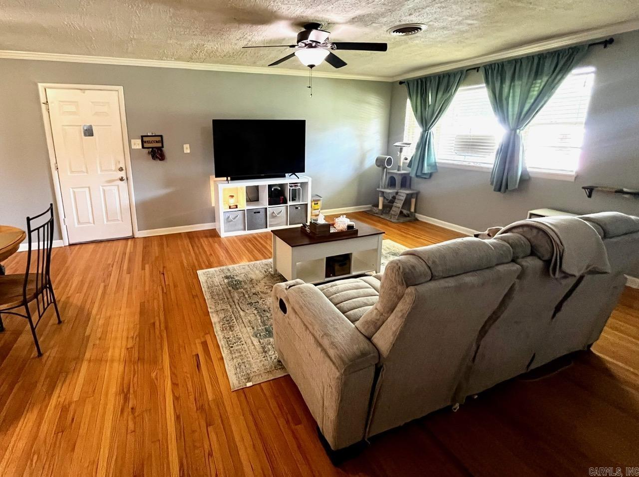 SHADY BROOK - Residential