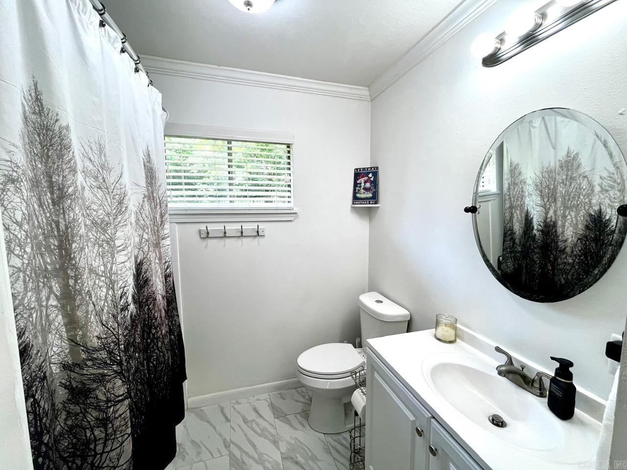 SHADY BROOK - Residential