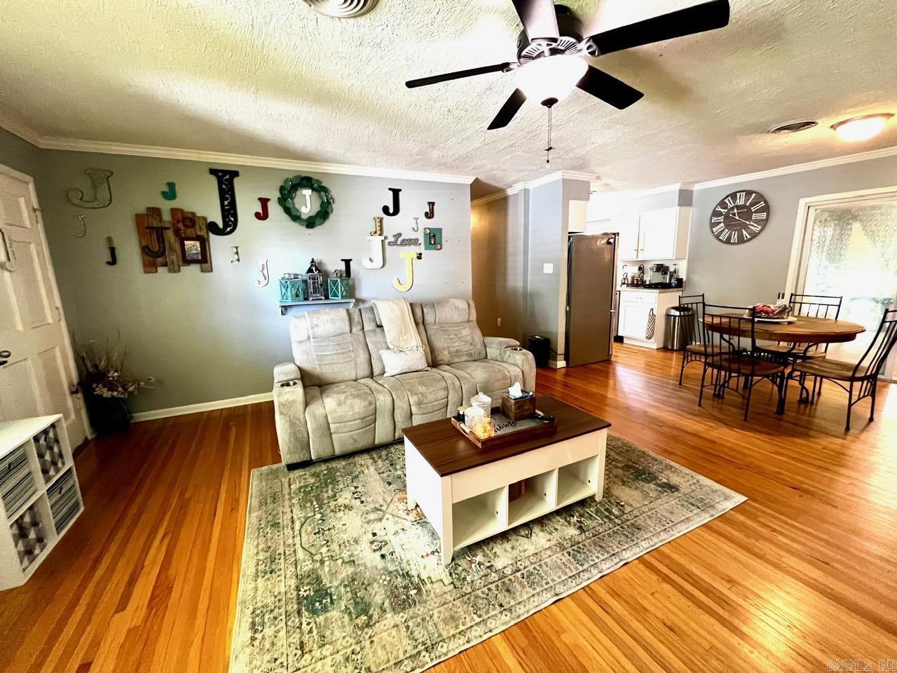 SHADY BROOK - Residential