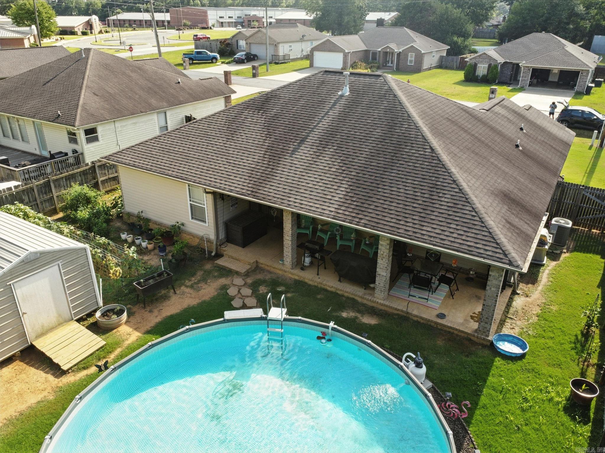 SMOKEY RIDGE - Residential