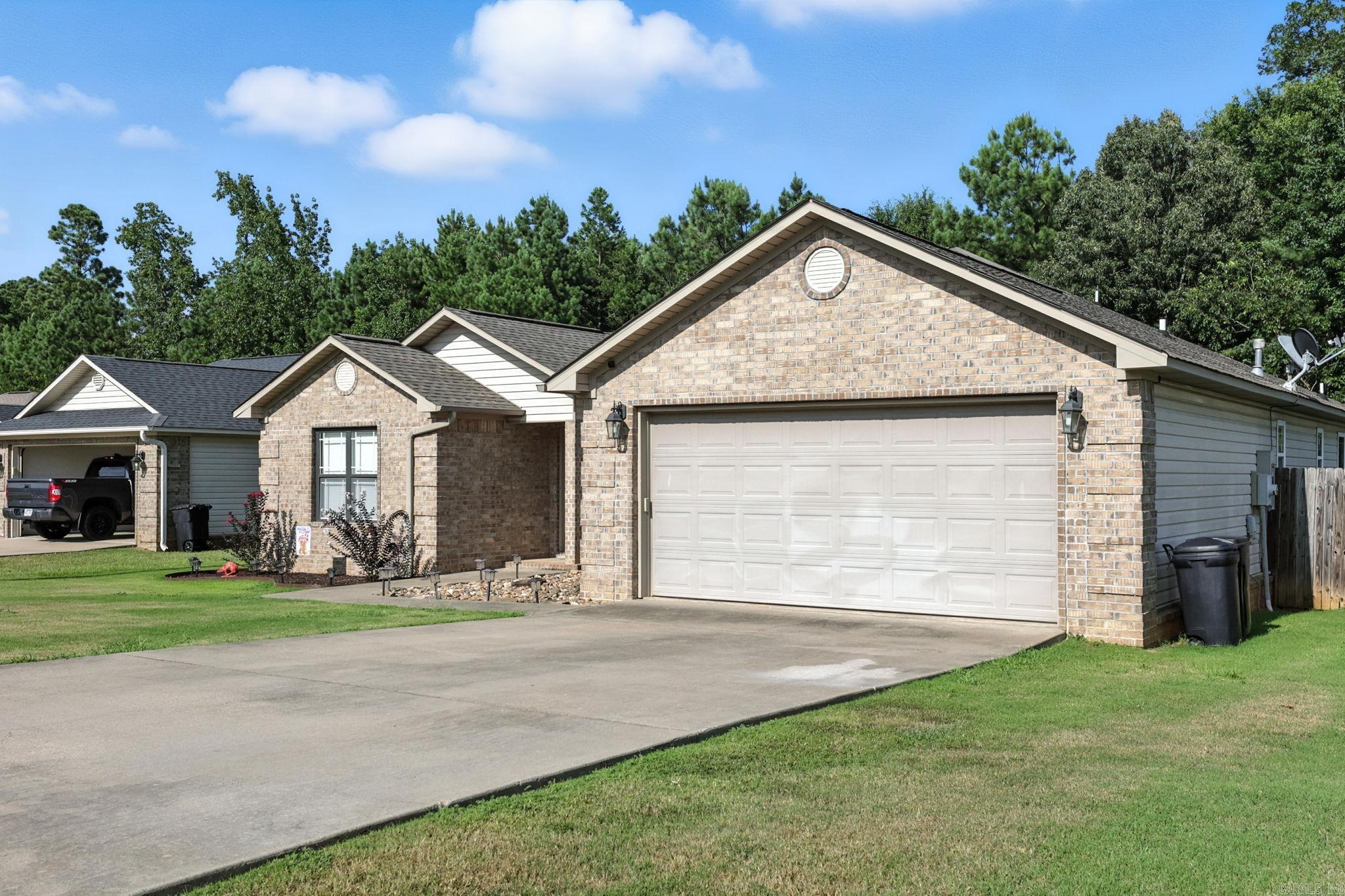 SMOKEY RIDGE - Residential