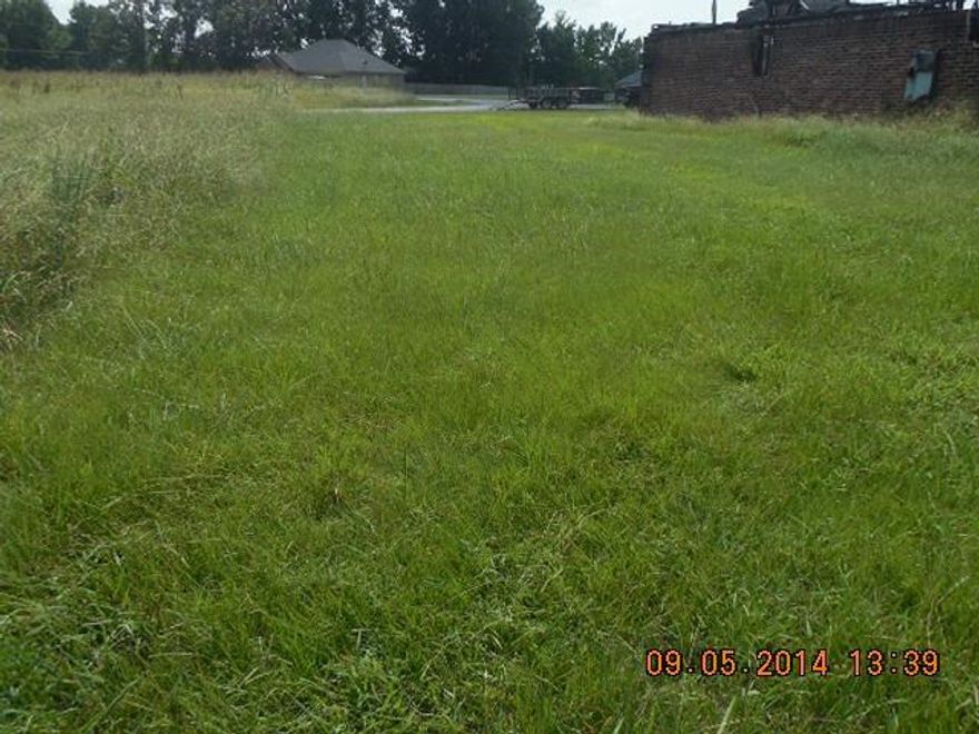 Great lot to build your dream home.  This property is now under auction terms Presale offer should be submitted through Bid Now at www.hudsonandmarshall.com  Commission paid at escrow on auction properties is a minimum of 2% to the cooperating broker. There is not a set minimum starting bid.  This auction property is subject to a buyer's premium fee of 5% it may be subject to a reserve price. Contact listing agent for details.