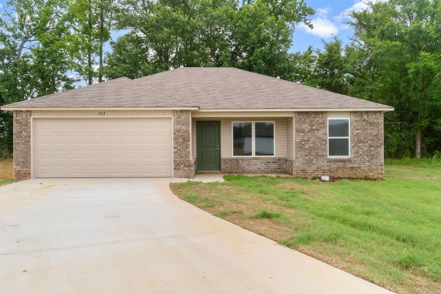 The beautiful  Coleman plan is full of curb appeal with its welcoming covered front porch and front yard landscaping. Featuring 3 bedrooms and 2 bathrooms, the RC Coleman plan offers a practical and comfortable living space. Multiple bedrooms provide flexibility for your family, guests, or even a home office. The large living room allows for a spacious area for relaxation, entertainment, and family gatherings. Learn more about this home today!   **SEE SHOWING REMARKS & AGENT REMARKS FOR IMPORTANT INFORMATION**