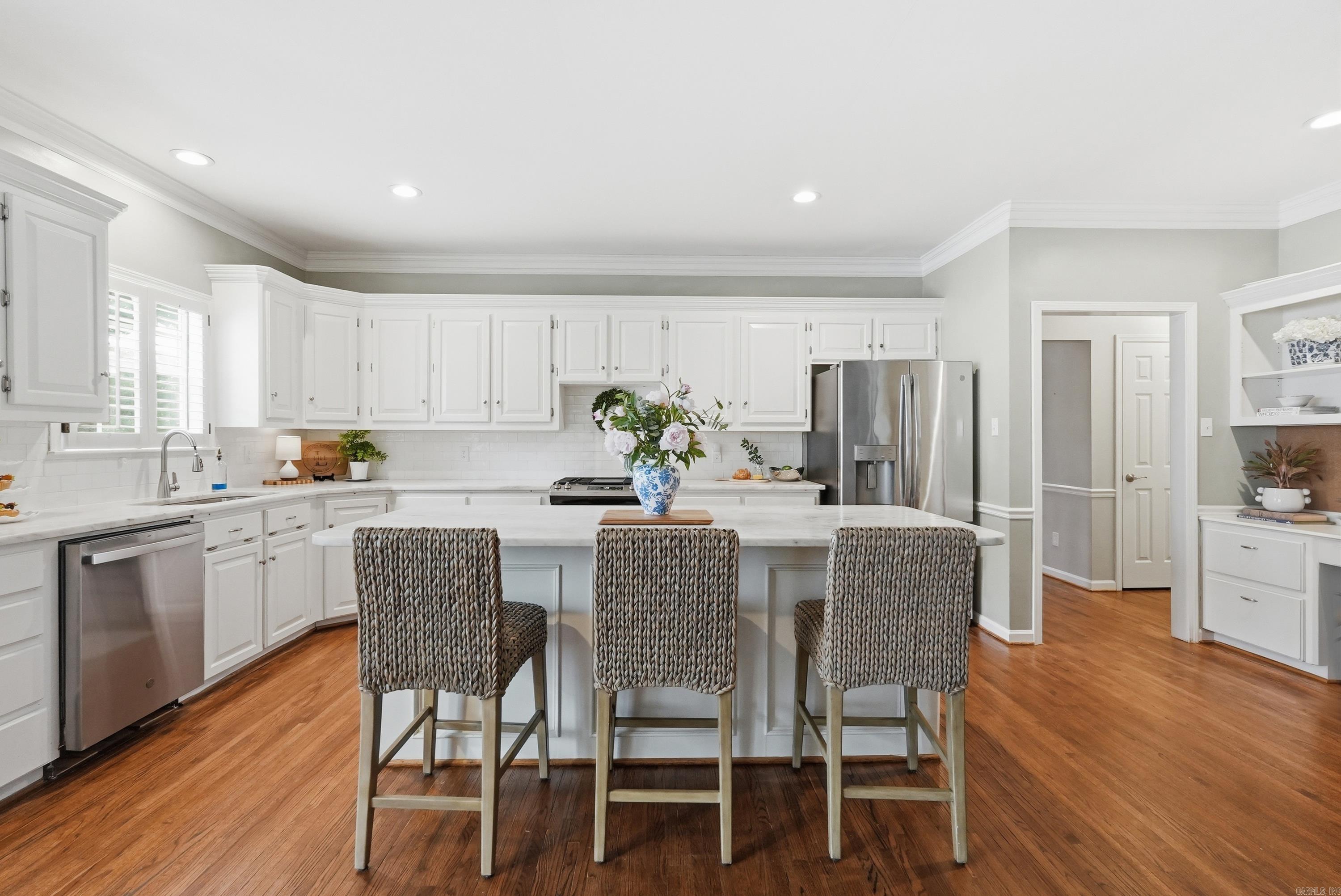 PLEASANT VALLEY MANOR - Residential