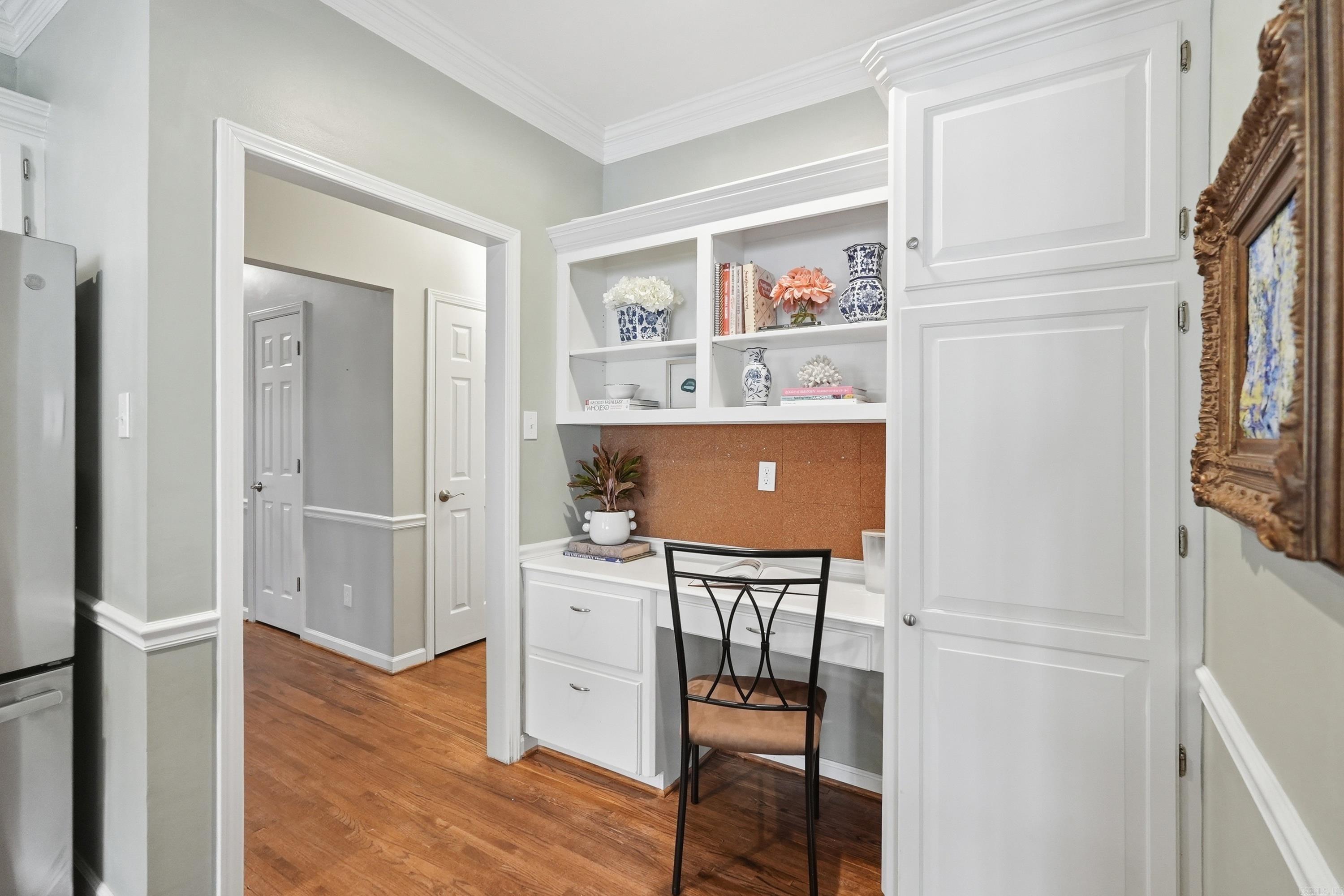 PLEASANT VALLEY MANOR - Residential