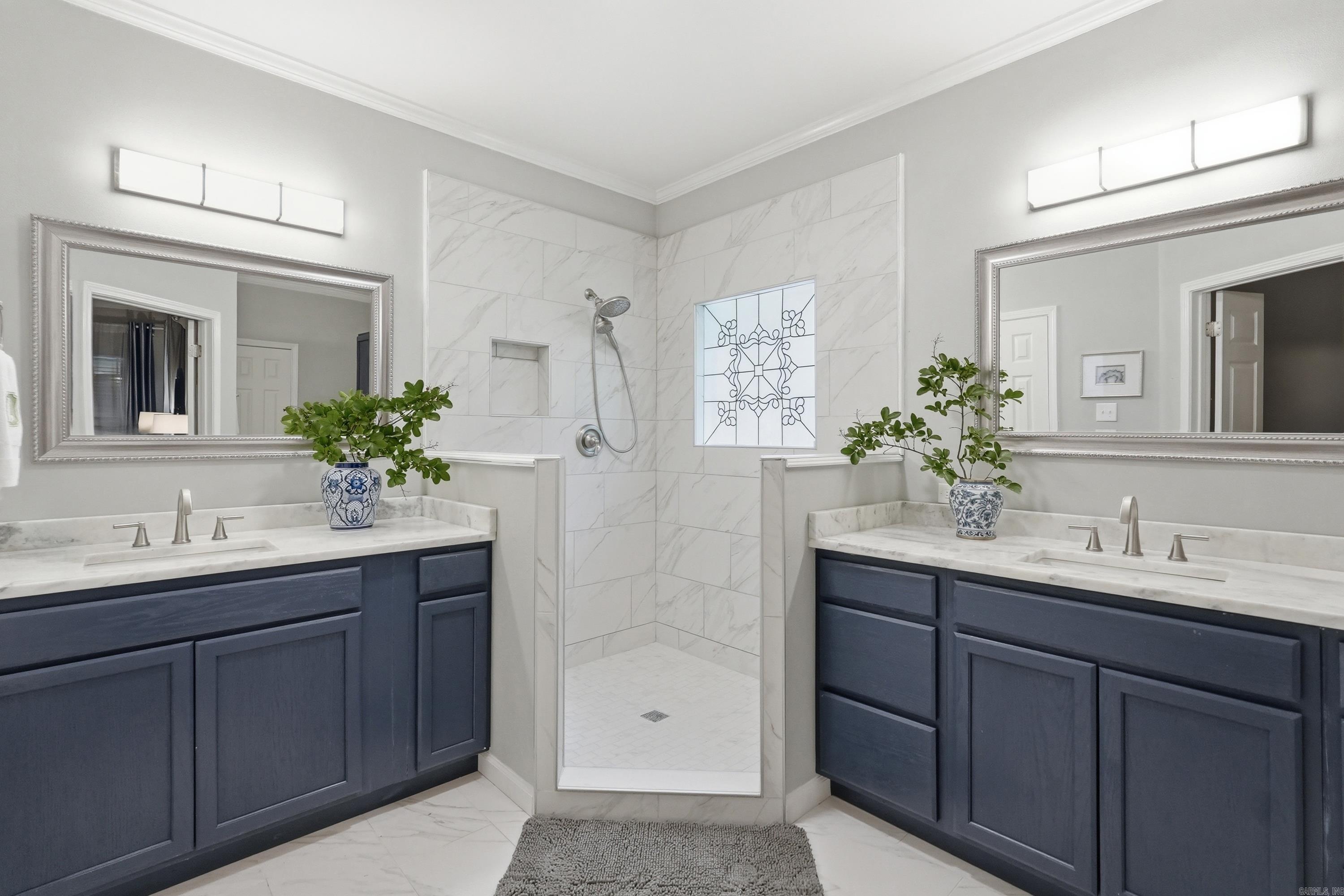 PLEASANT VALLEY MANOR - Residential