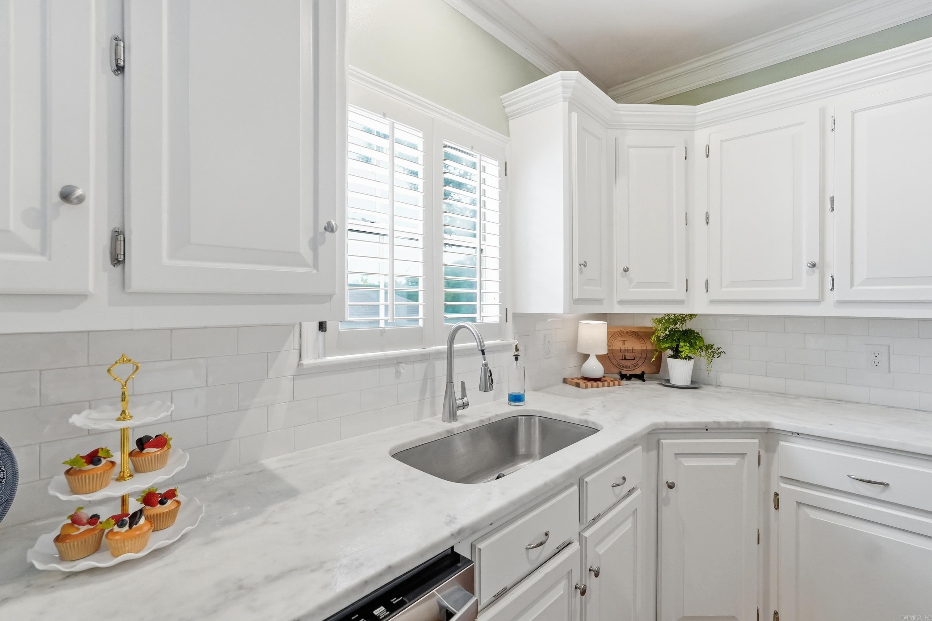 PLEASANT VALLEY MANOR - Residential