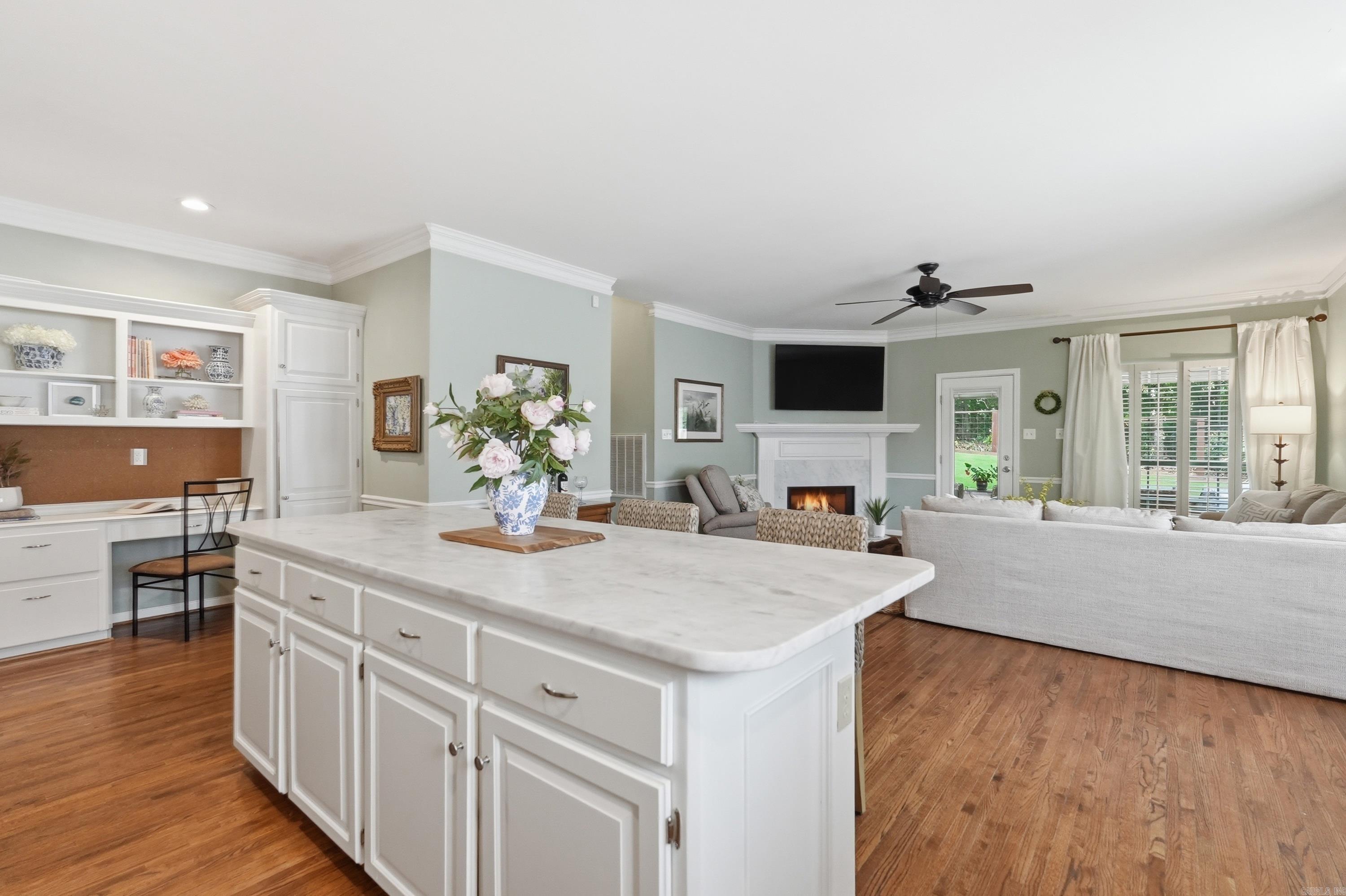 PLEASANT VALLEY MANOR - Residential