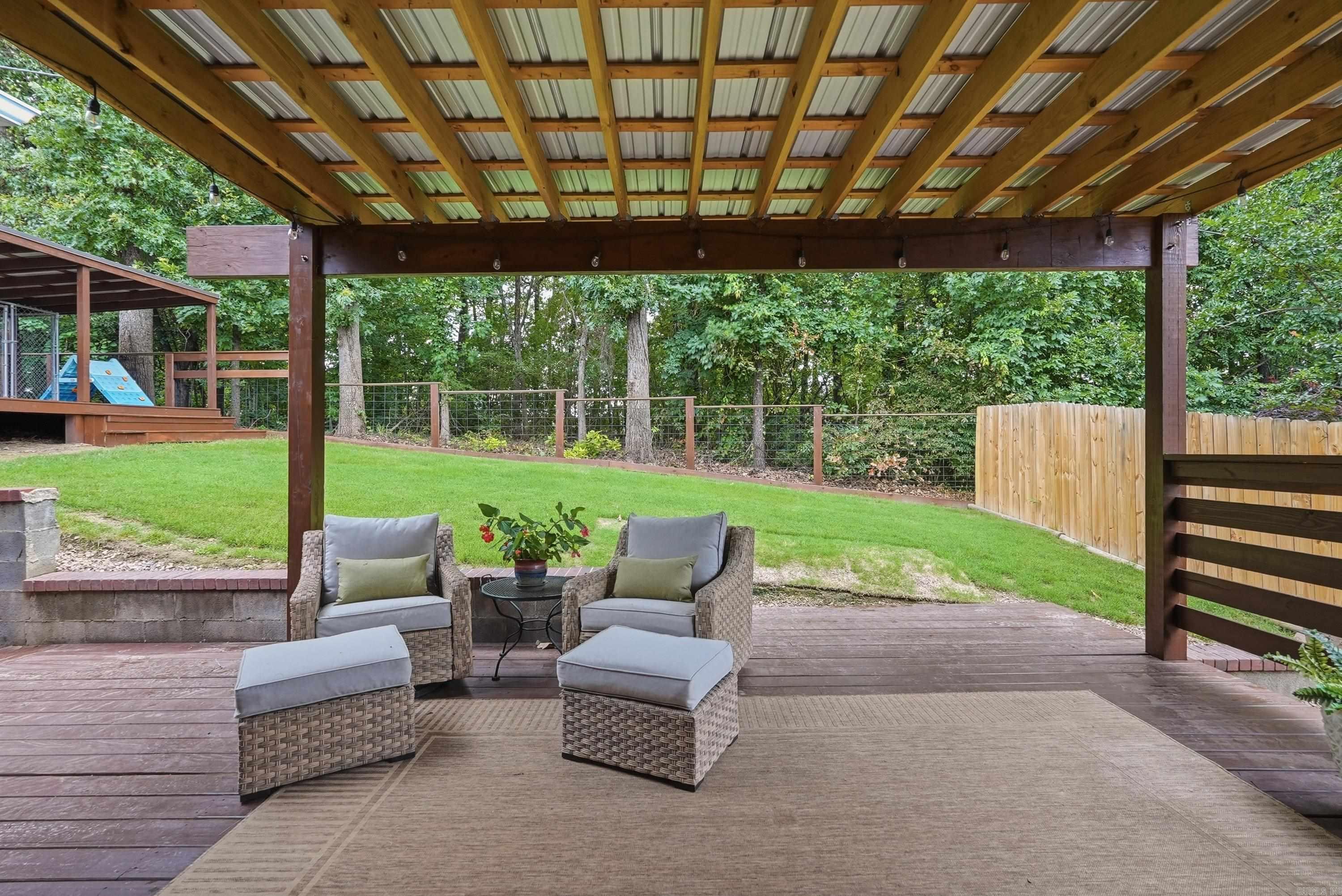 PLEASANT VALLEY MANOR - Residential