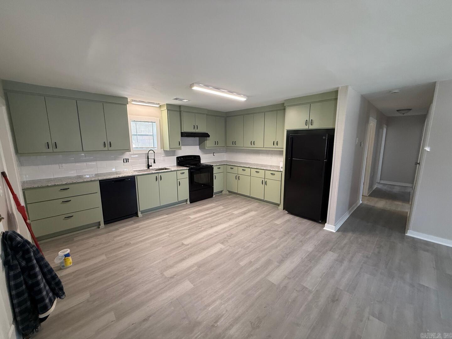 OT Hicks And Reynolds - Residential Lease