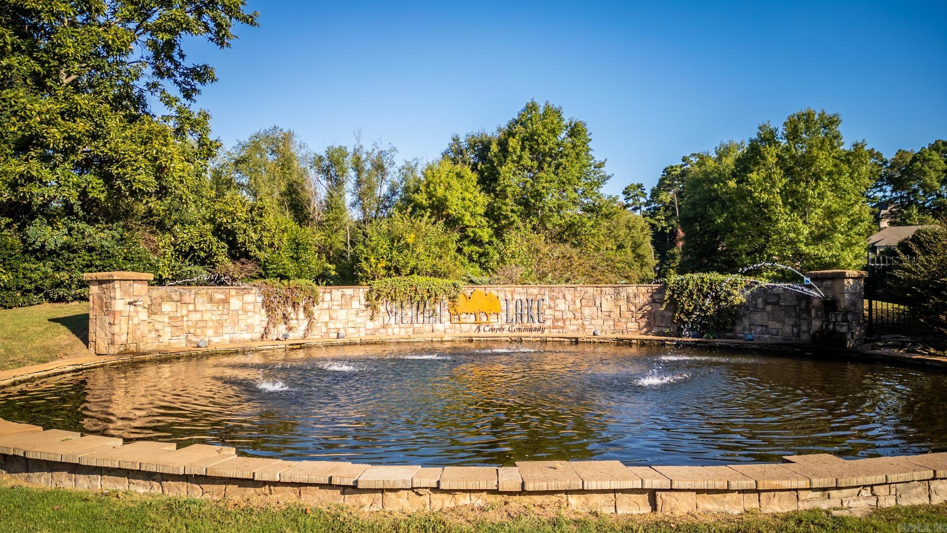 This location is conveniently located to the interstate and has so much to offer! A gated entrance with security cameras provides peace of mind. The subdivision offers a beautiful naturescape with a tranquil lake for fishing, a clubhouse for relaxation, gatherings, and fitness, tennis courts and swimming pool. Walking paths threaded throughout. Sienna Lake rests on 365 acres, with generous buffers and green spaces remaining in a natural state. Over 80% of the home sites in Sienna Lake will adjoin green belts. Come, see, fall in love with your new homesite!