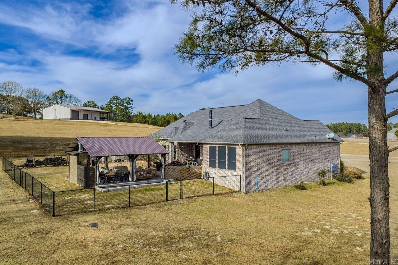 ROLLING MEADOW ESTATES - Residential