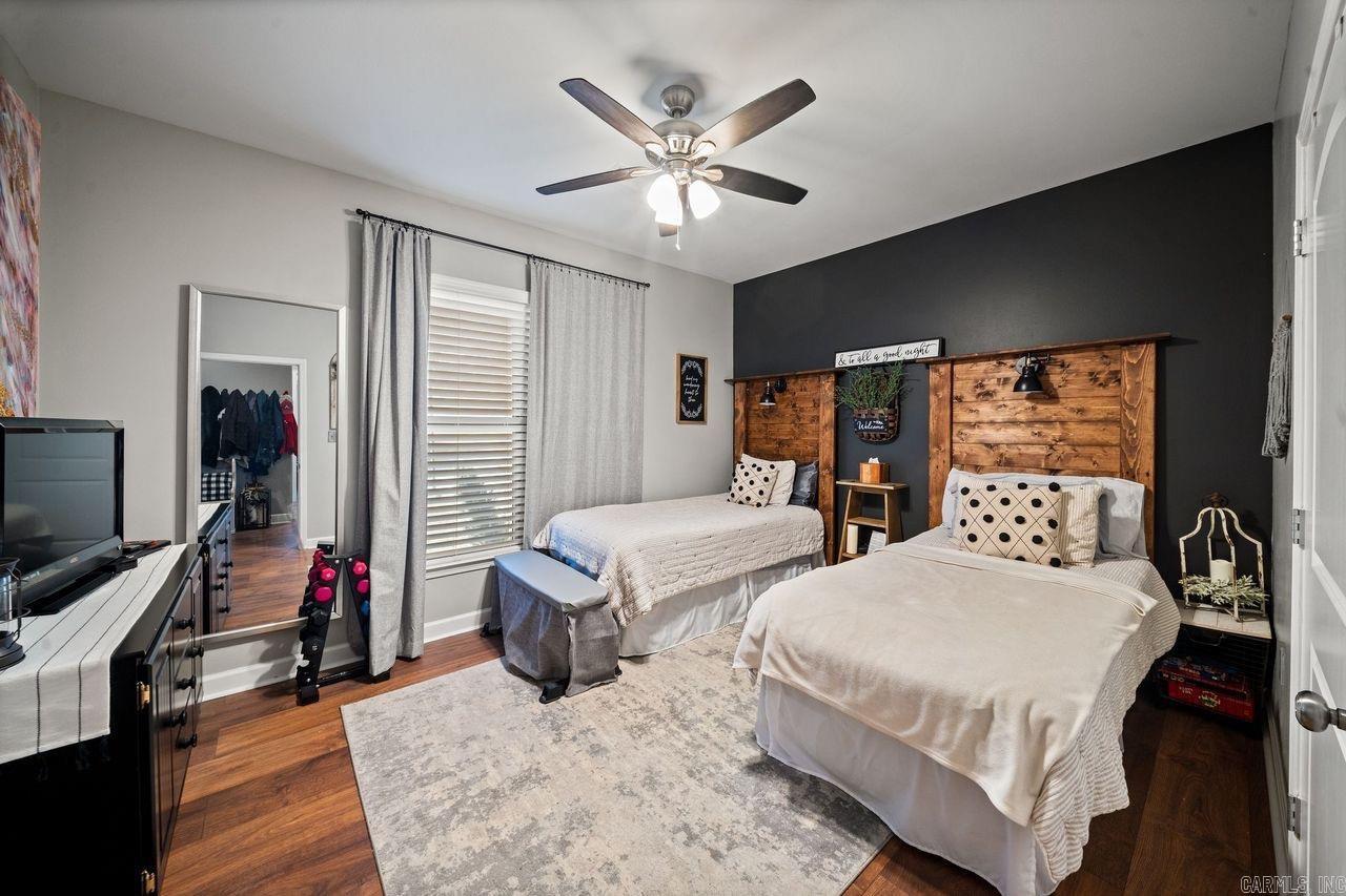 ROLLING MEADOW ESTATES - Residential