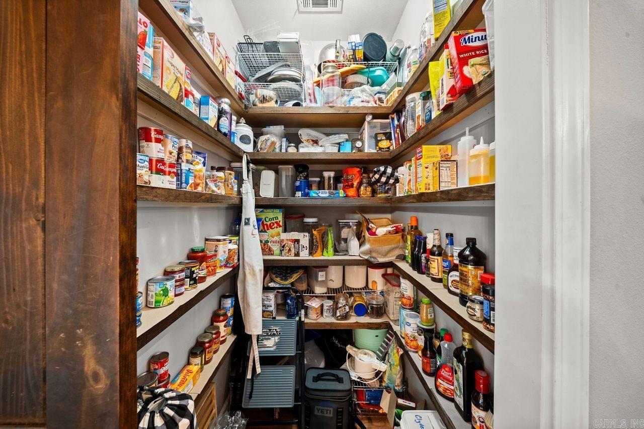 ROLLING MEADOW ESTATES - Residential