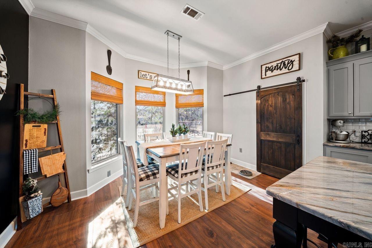 ROLLING MEADOW ESTATES - Residential