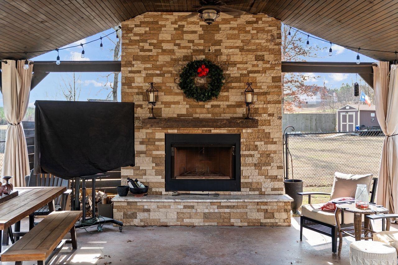 ROLLING MEADOW ESTATES - Residential