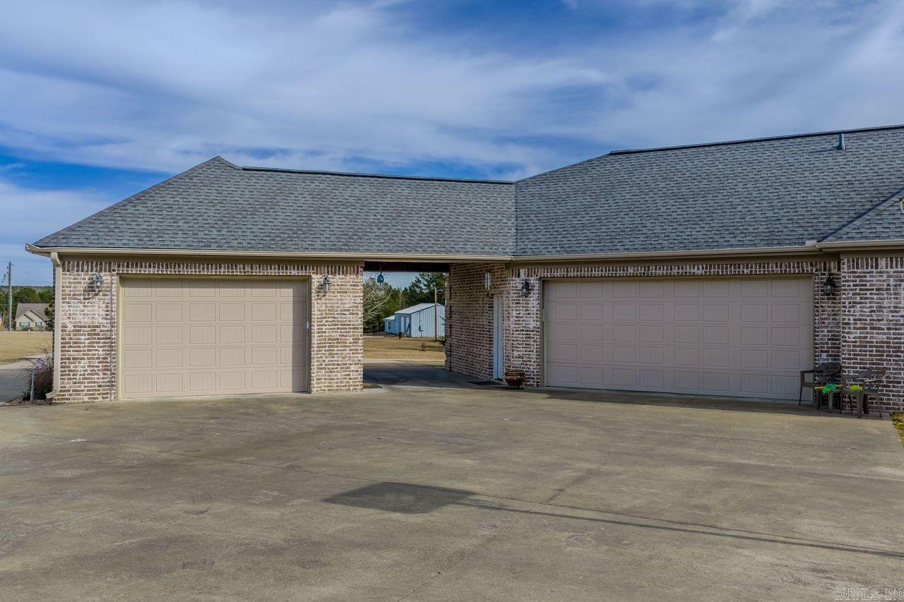 ROLLING MEADOW ESTATES - Residential