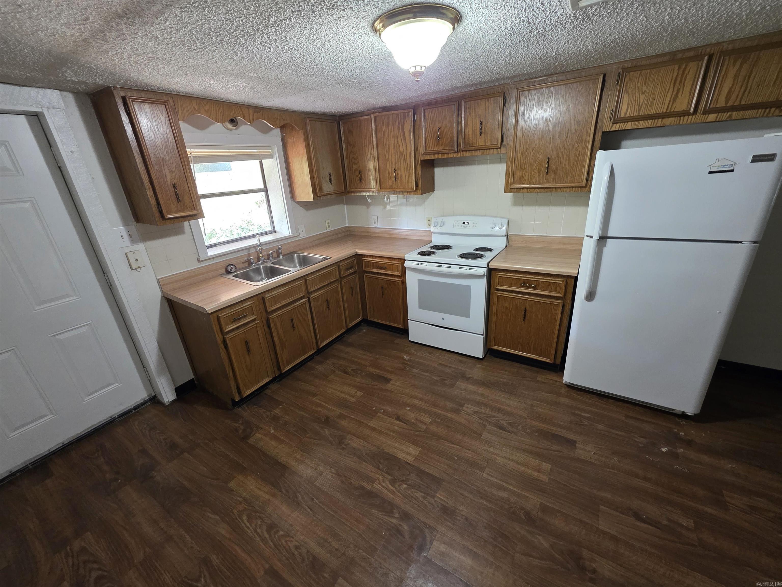 Metes & Bounds - Residential Lease
