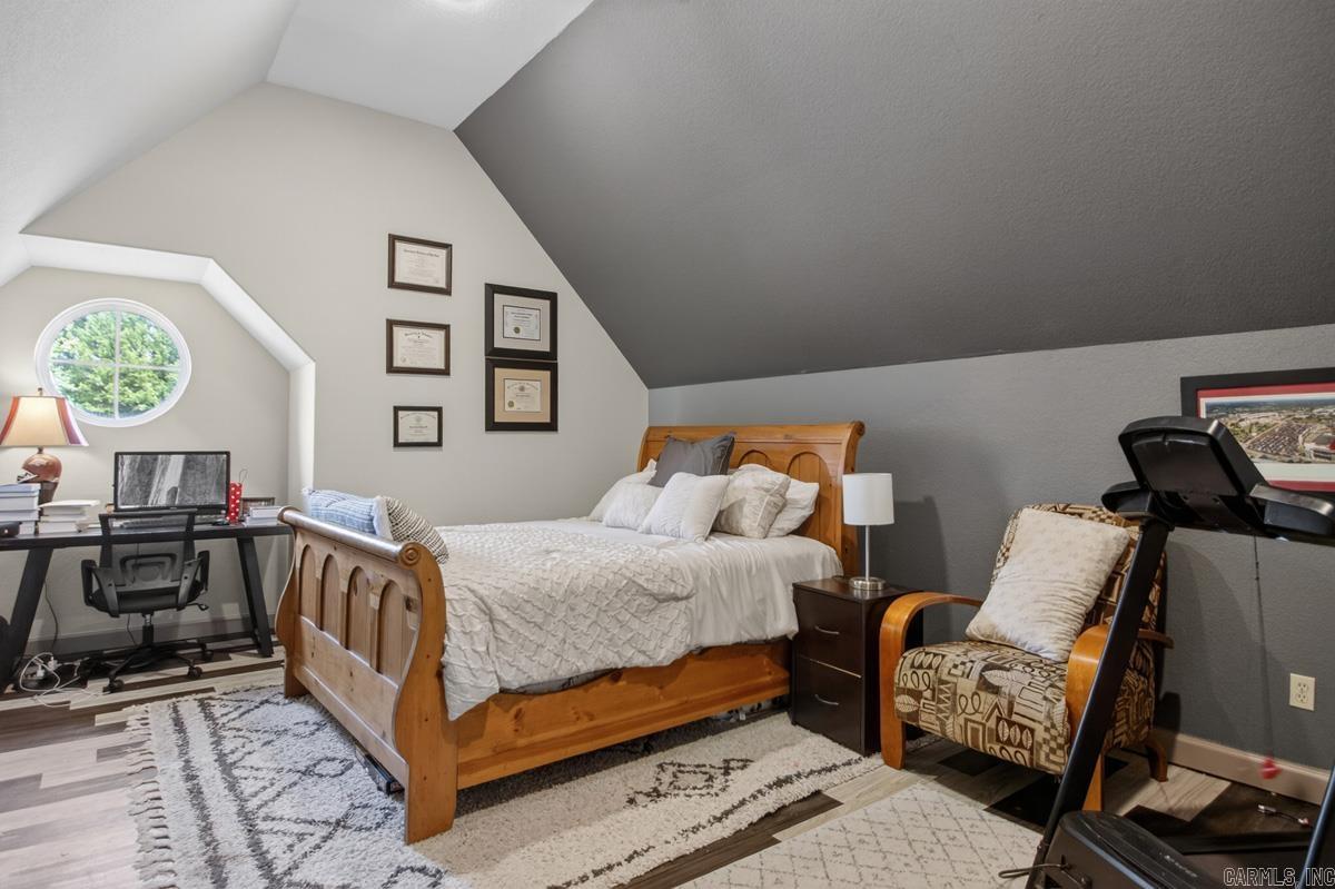 HURRICANE LAKE EST - Residential