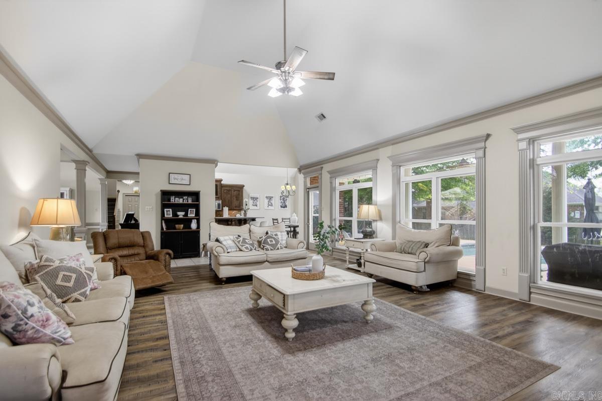 HURRICANE LAKE EST - Residential