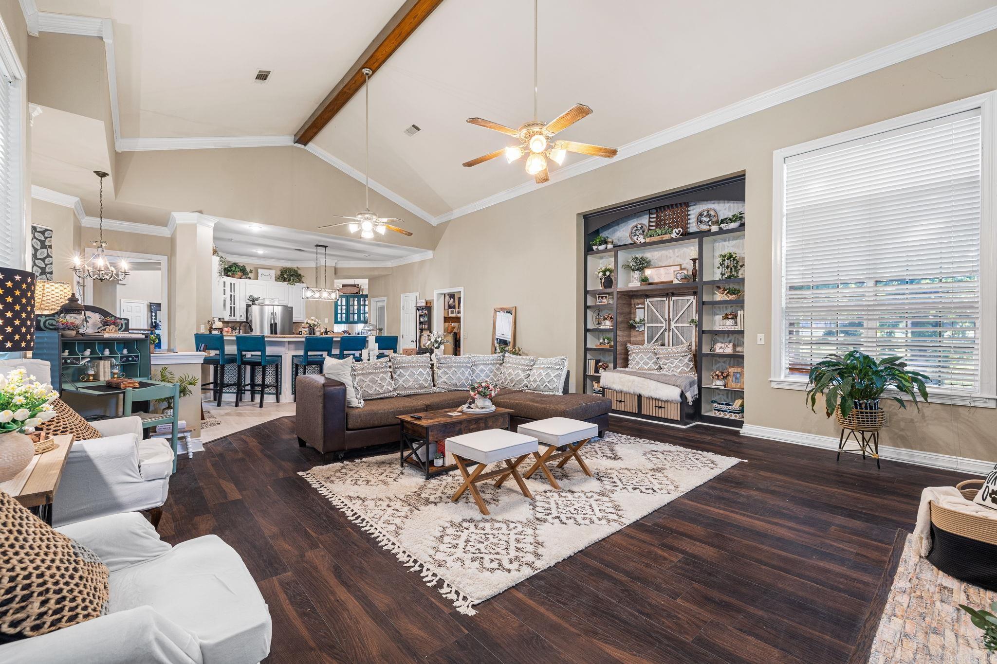 WOODMEADE - Residential