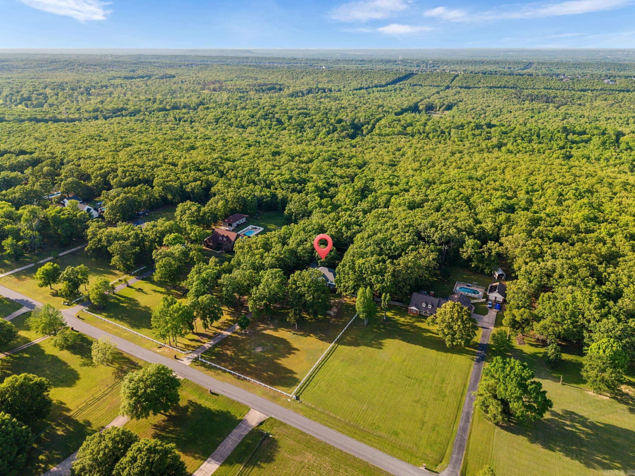 WOODMEADE - Residential