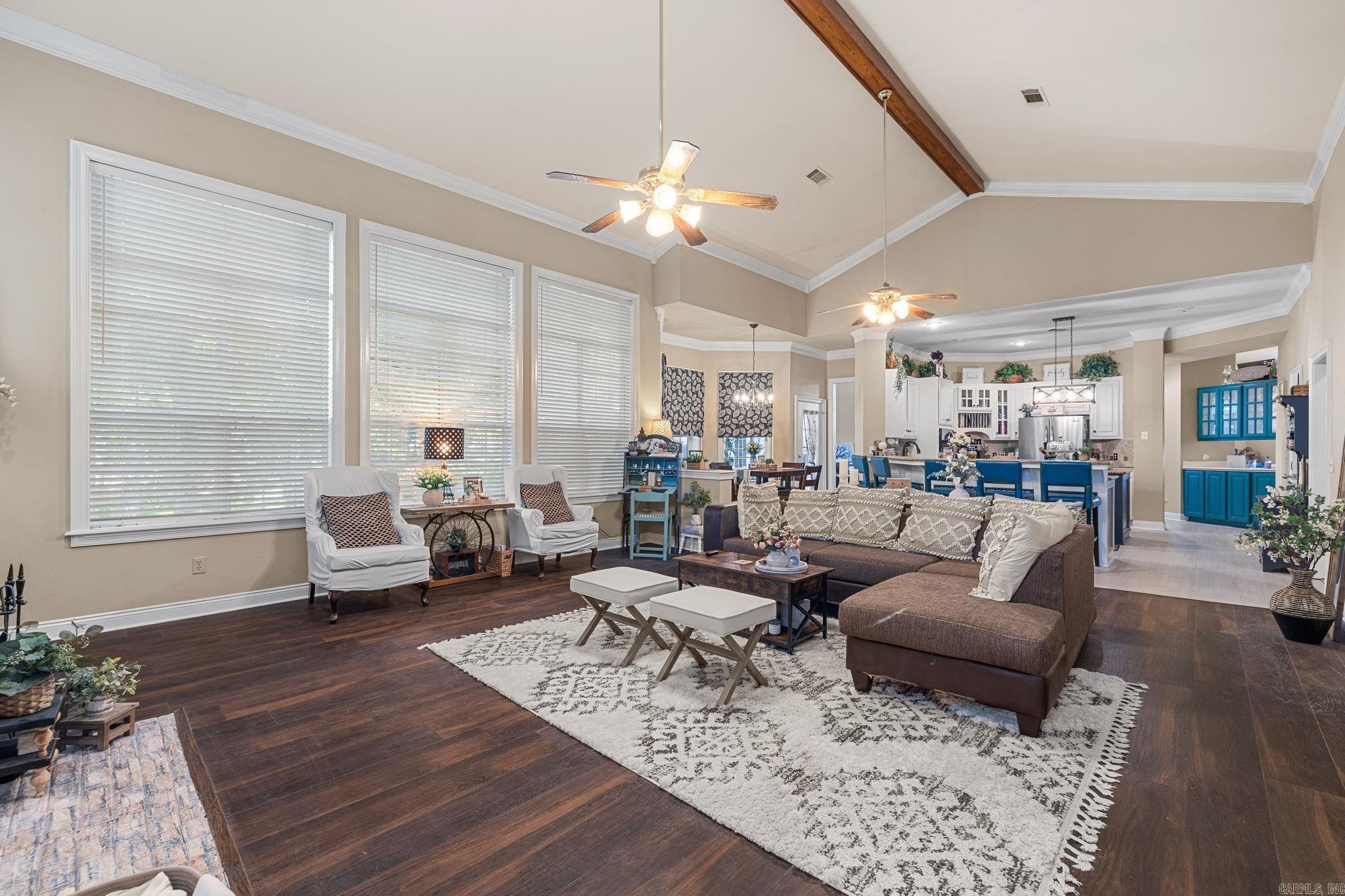 WOODMEADE - Residential