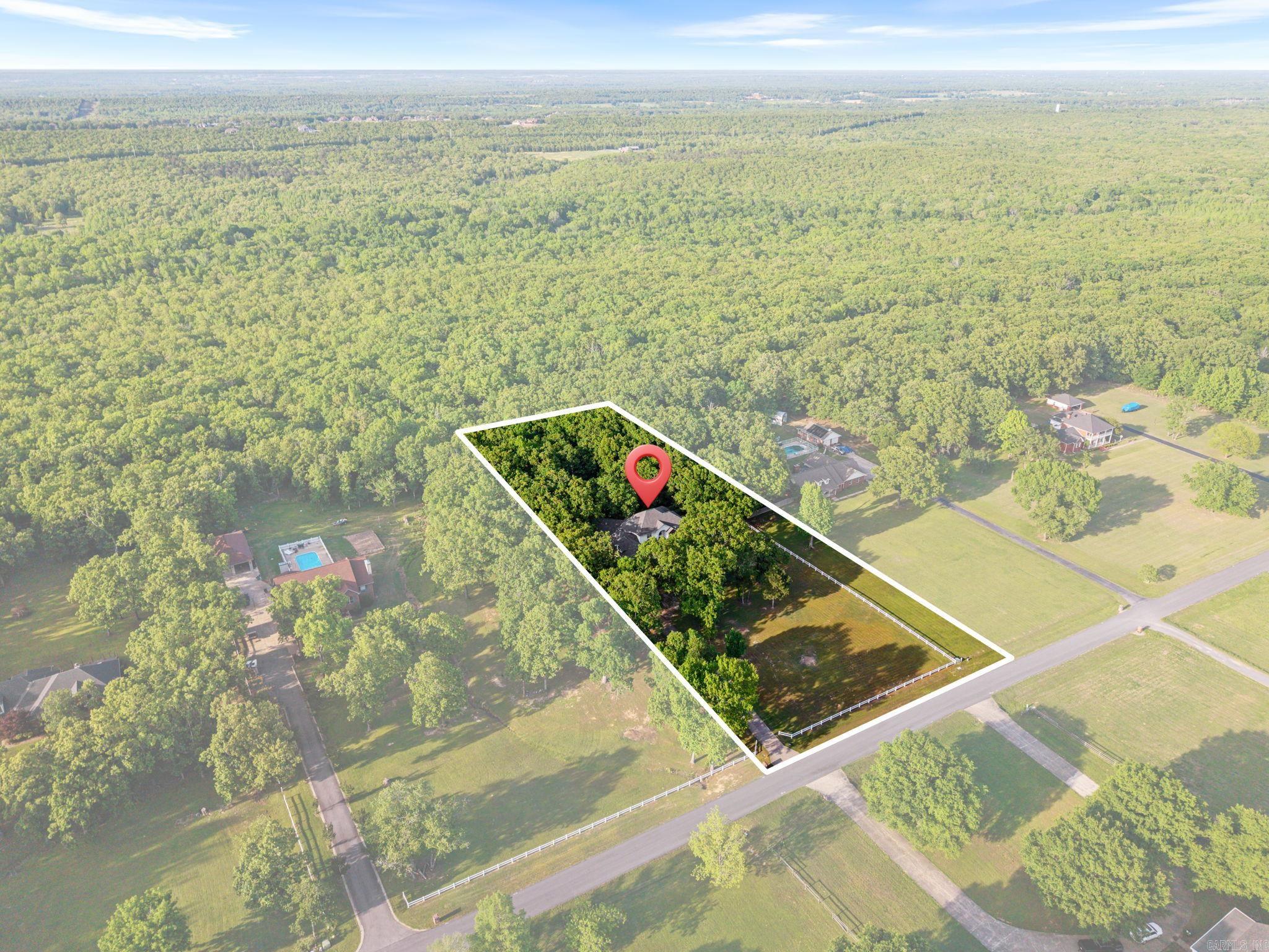 WOODMEADE - Residential